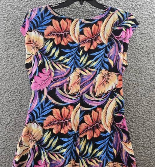Connected Printed Extended-Shoulder Midi Dress Women’s 10US Black Multi Pullover