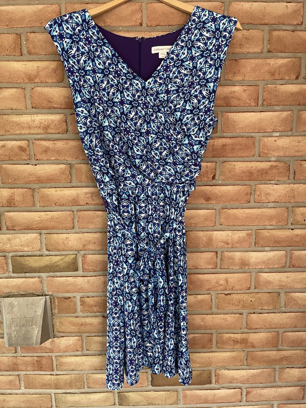 COLDWATER CREEK SLEEVELESS Size 16 Print MIDI DRESS Blue, Purple,White V-Neck