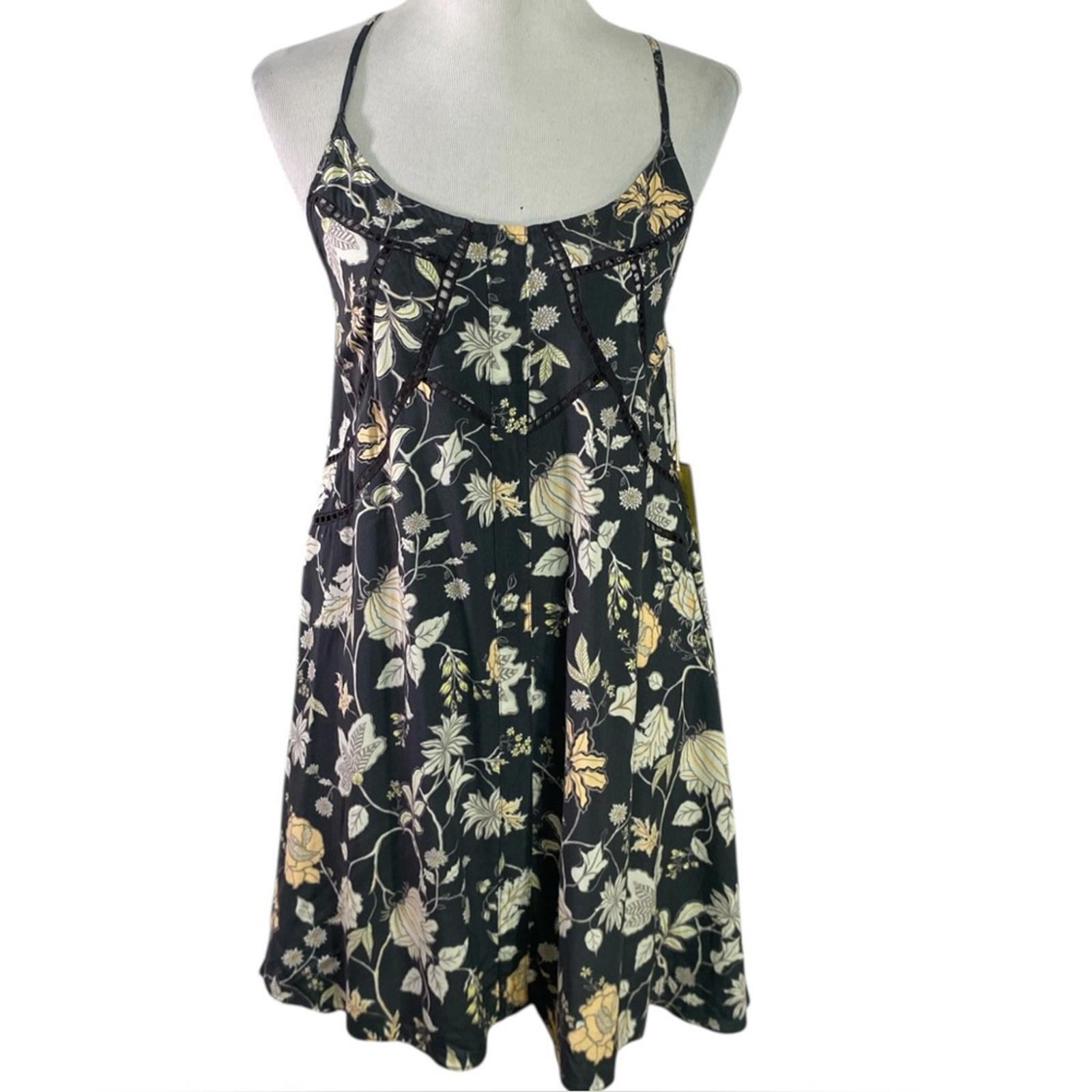 NWT Vintage Havana Mini Sundress Swing Dress Size Medium Rayon Grey Floral Print