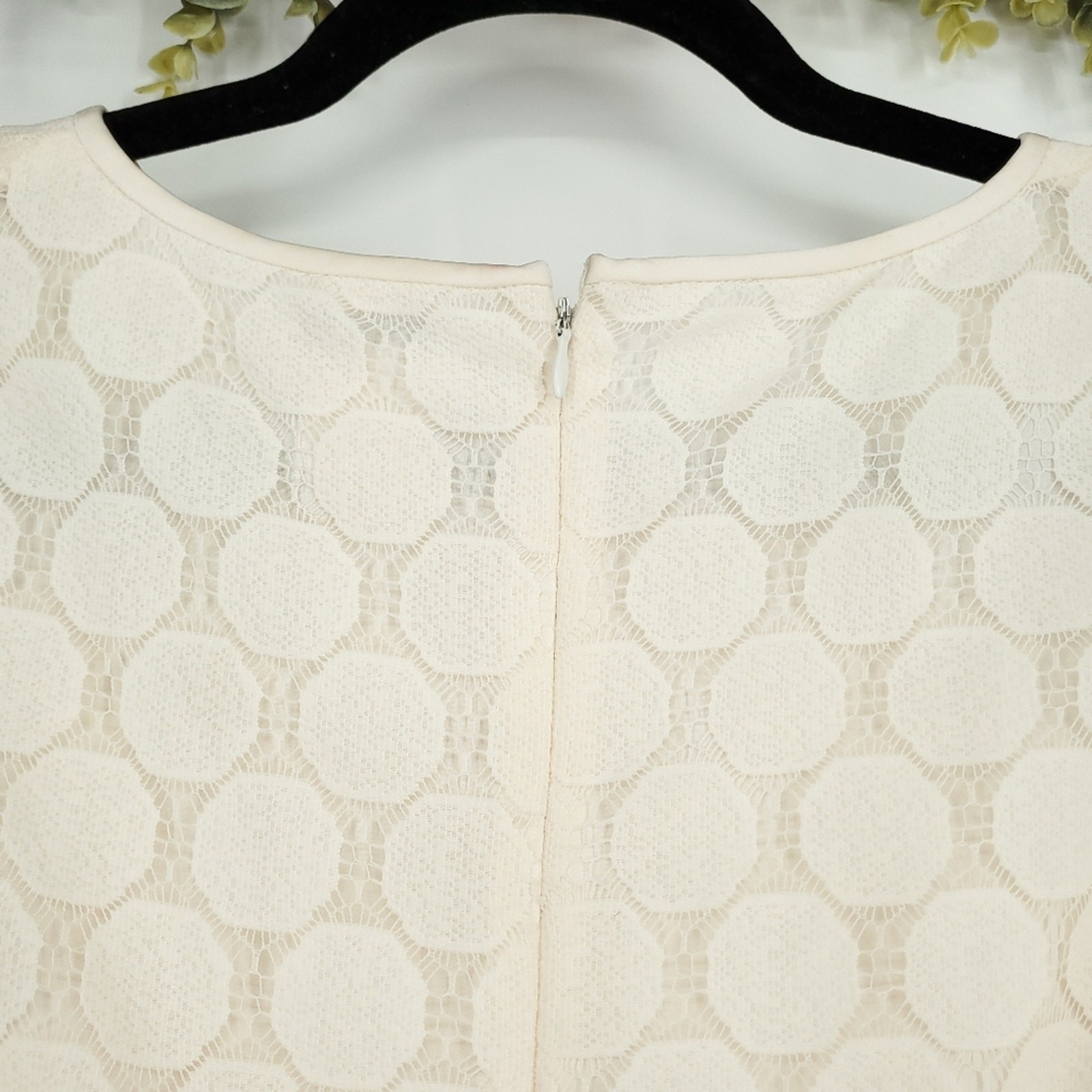Ali Ro Dot Lace Knot-Front Sleeveless Off White Dress Size 6 NWT
