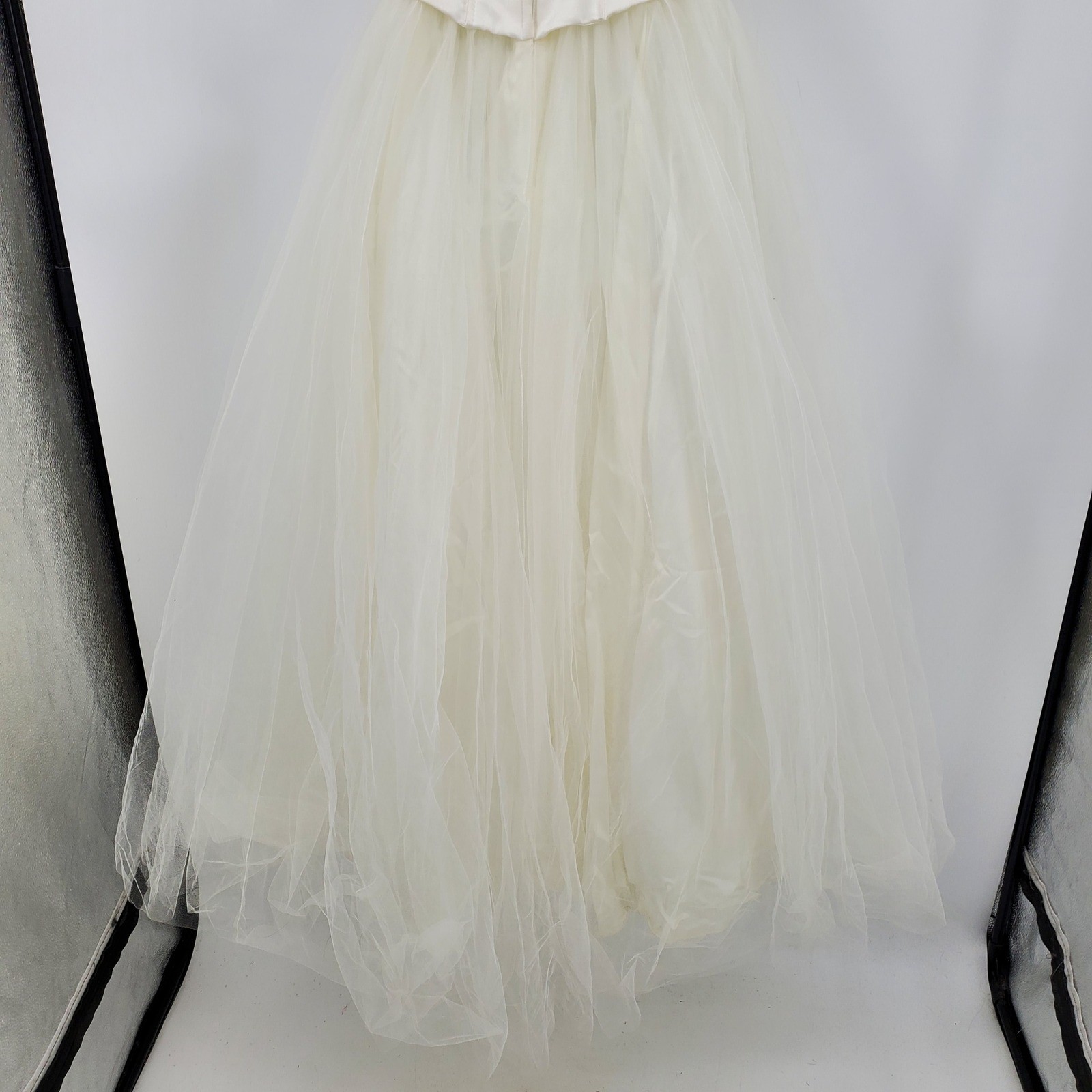Vintage Cache Ivory Embroidered Halter Tulle Ball Gown Formal Dress 6 Wedding