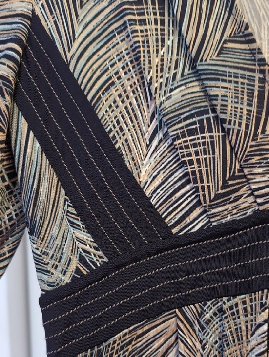 BCBGMaxAzria Patterned V-Neck Midi Dress