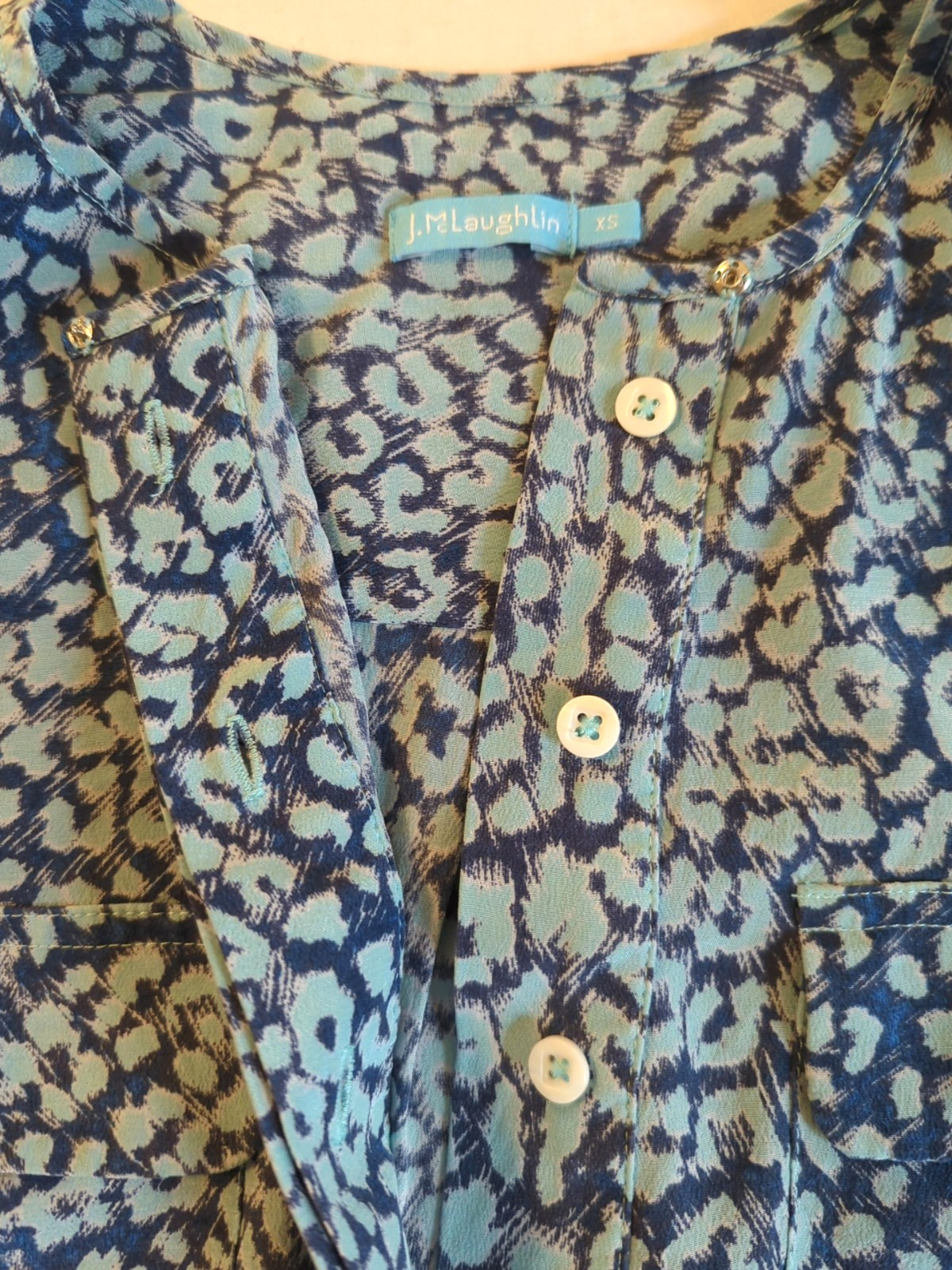 J. McLaughlin Silk Sheath Shift Dress XS Pastel Blue Animal Print Chic Polished