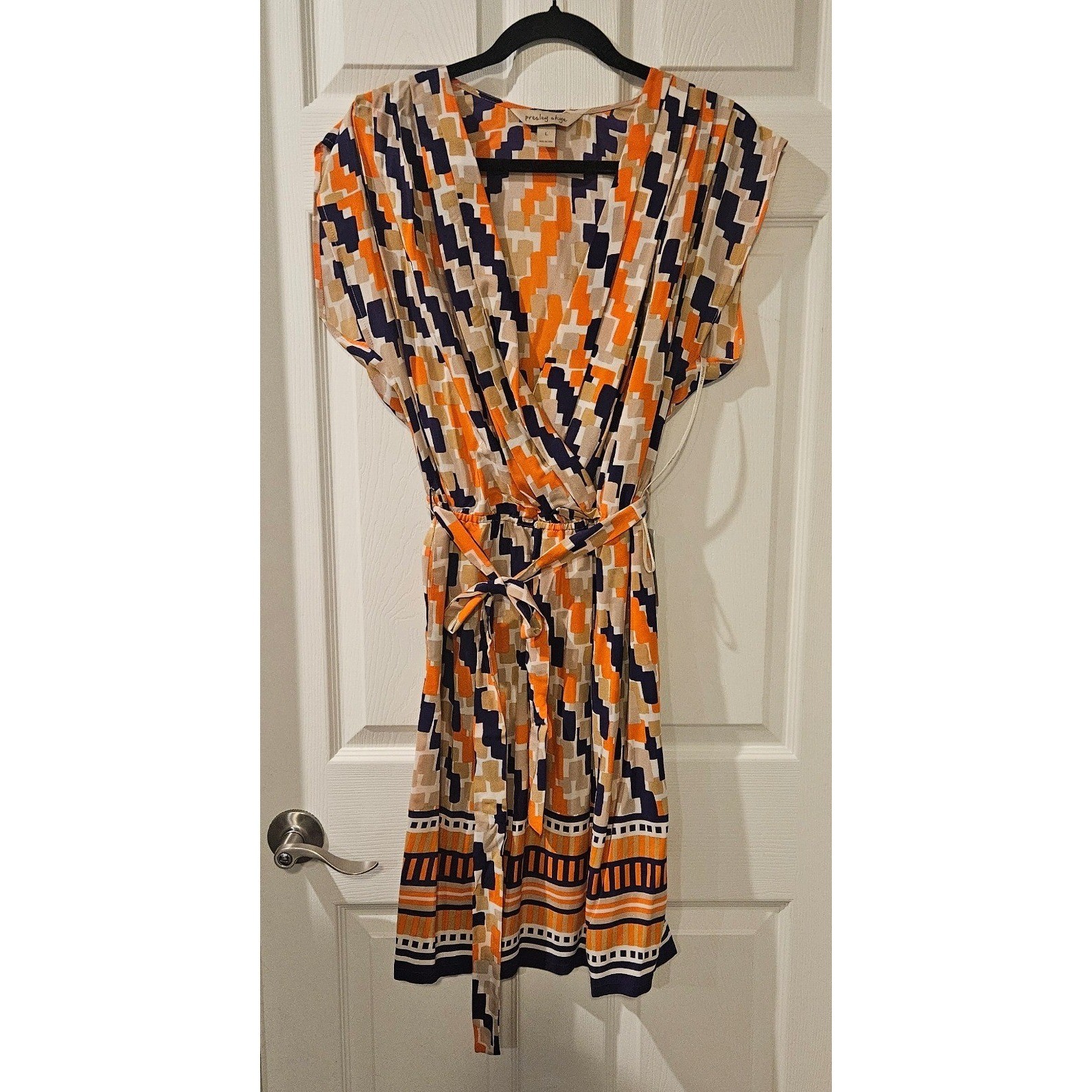 Presley Skye 100% Silk Dress Large Belted Pockets Geometric Print Navy Orange