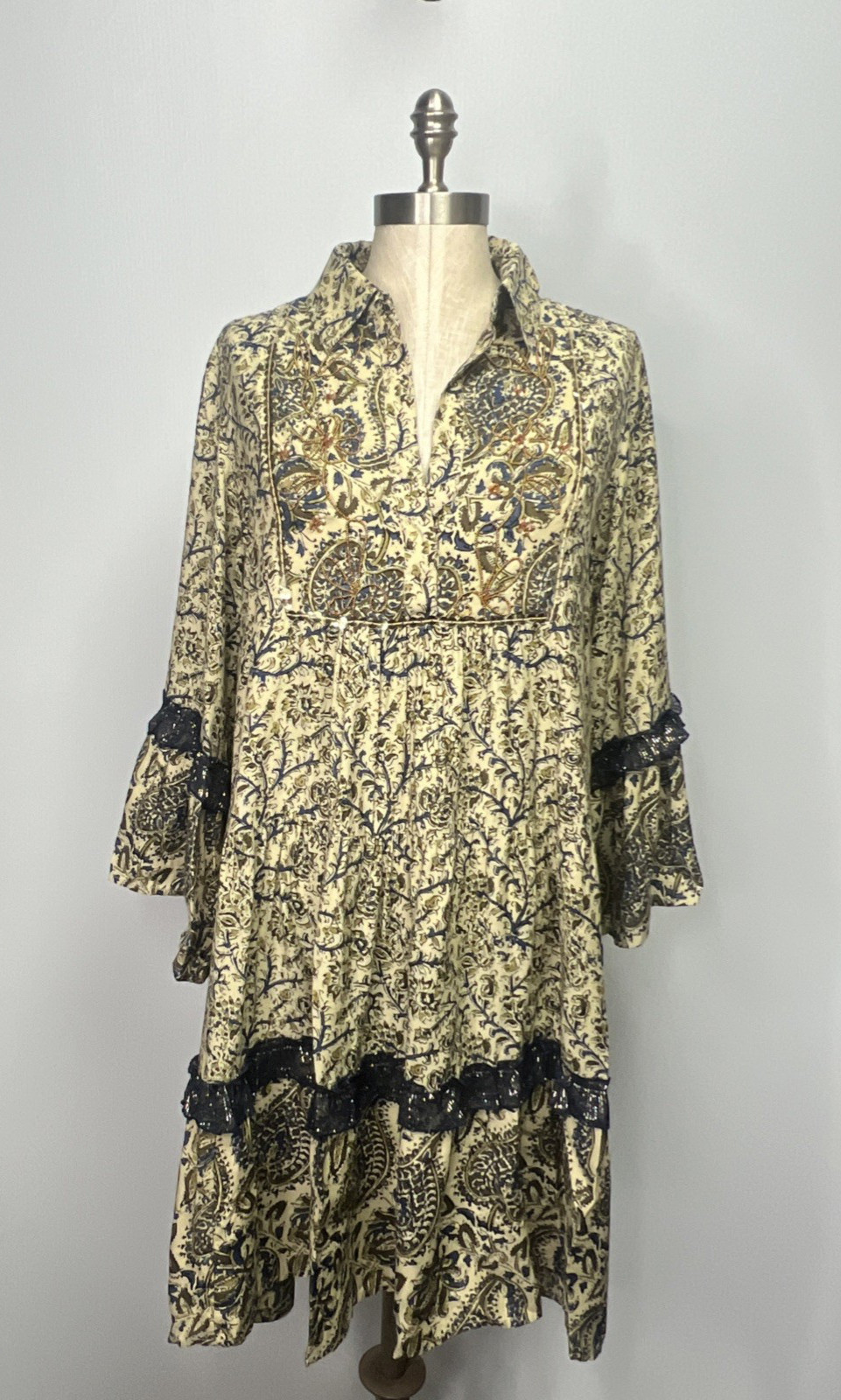 Miss June Paris Luxe Boho Paisley Embellished Bell Sleeve Tunic Dress L