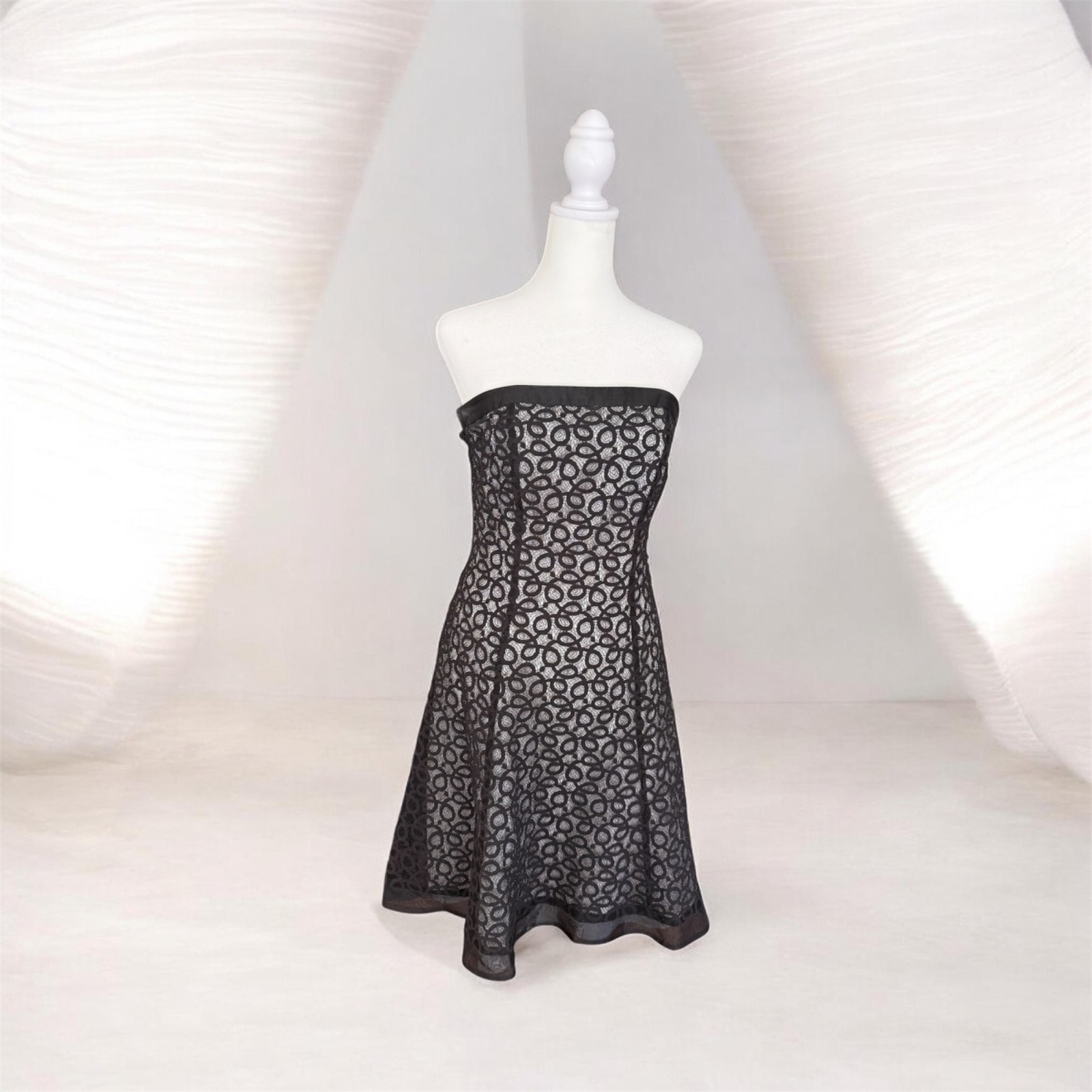 White House Black Market Dress 2 Black Lace Strapless Cocktail Fit Flare