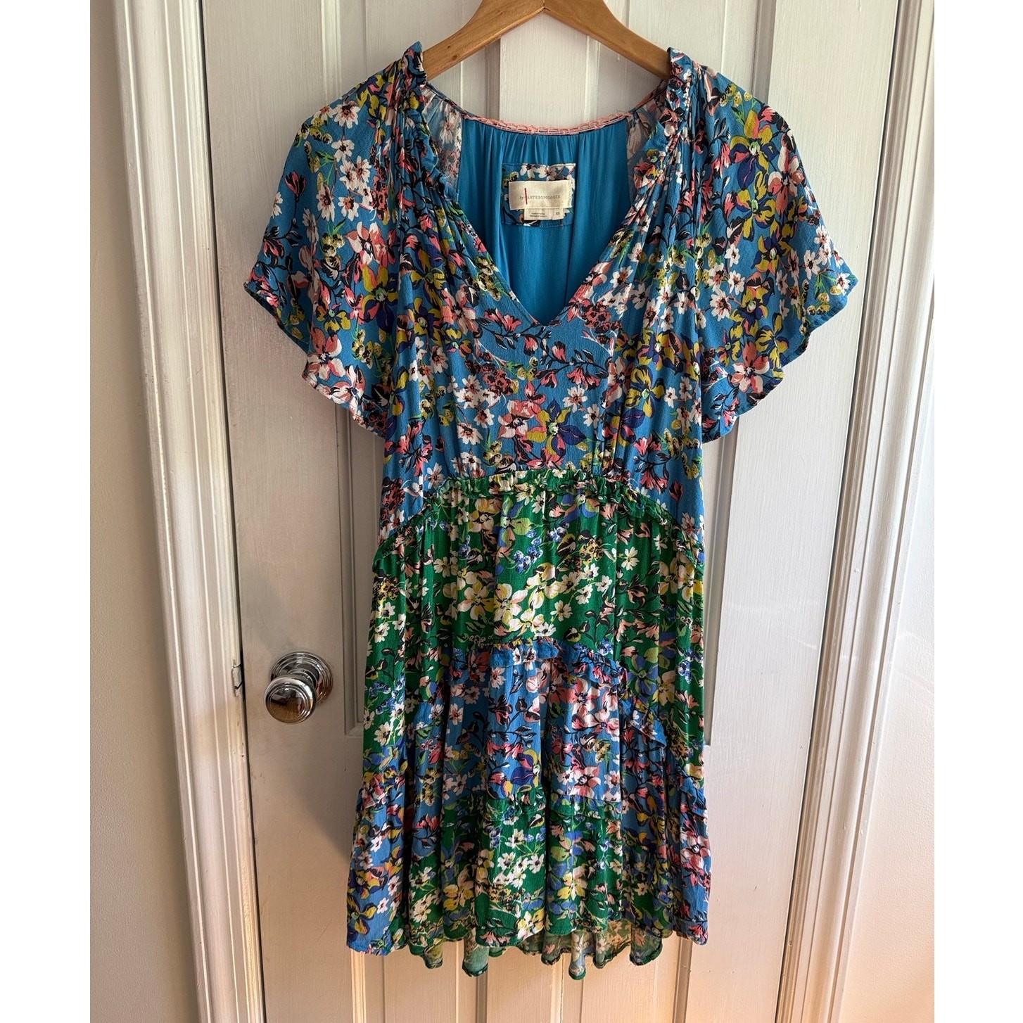 Anthropologie Robin Tiered Mini Dress XS Blue Green Floral Flutter Sleeve V-Neck