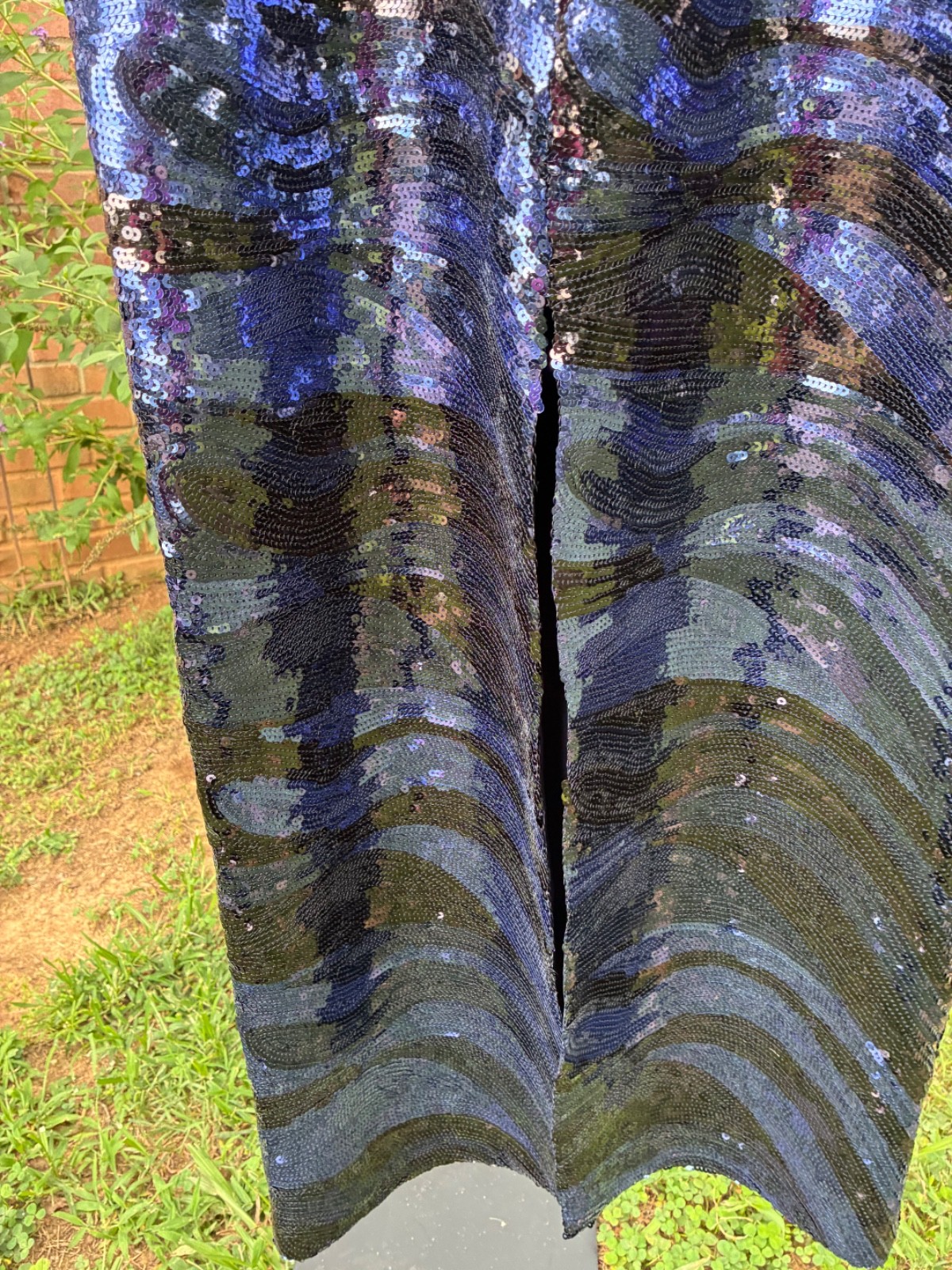 Beautiful Halston Whitney Open Back Sequin Gown Retail $695