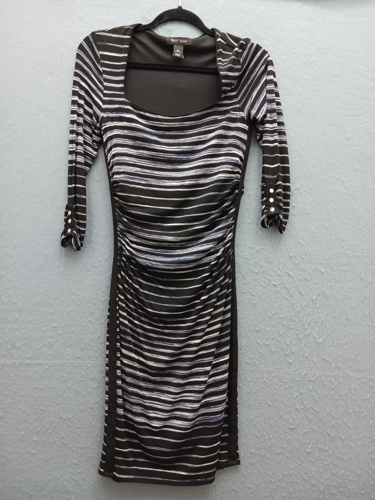 White House Black Market Women XS Dress Black Striped 3/4 Sleeve Ruched Midi