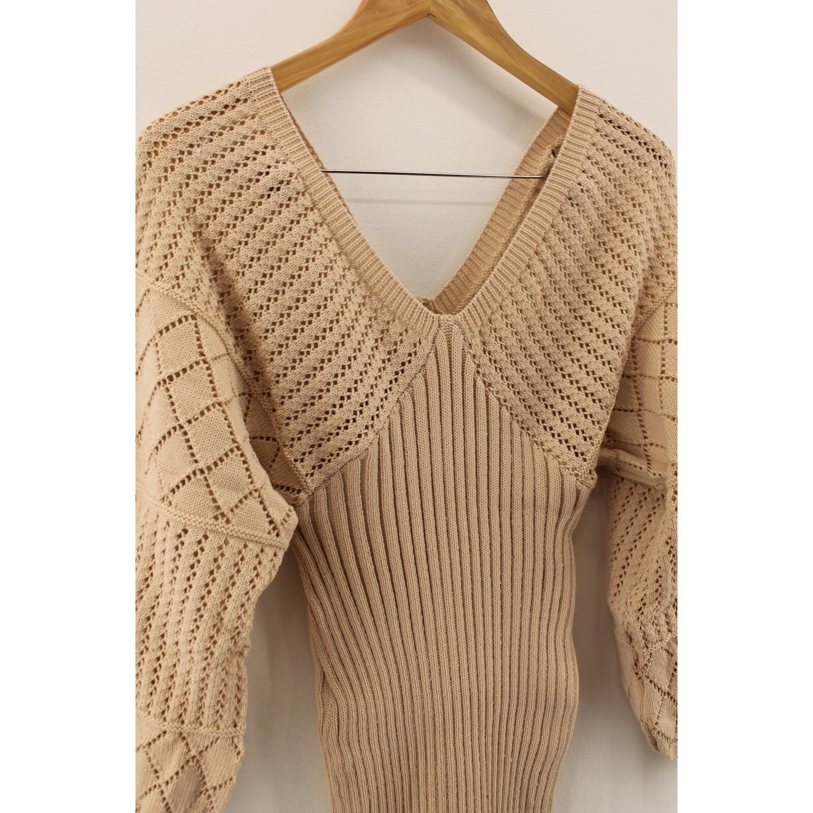 Cupshe Crochet Knit Mini Sweater Dress V-Neck Long Balloon Sleeve Tan XS NEW