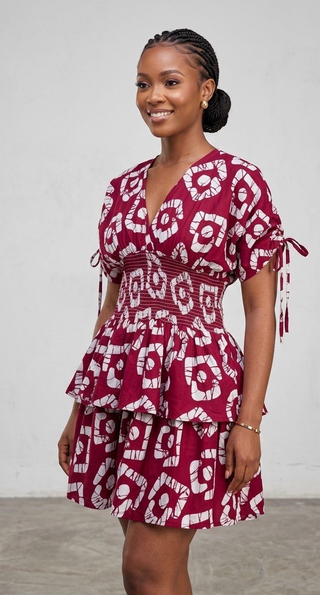 African Clothiers Burgundy White Geometric V-Neck Smocked Tiered Short Dress OS