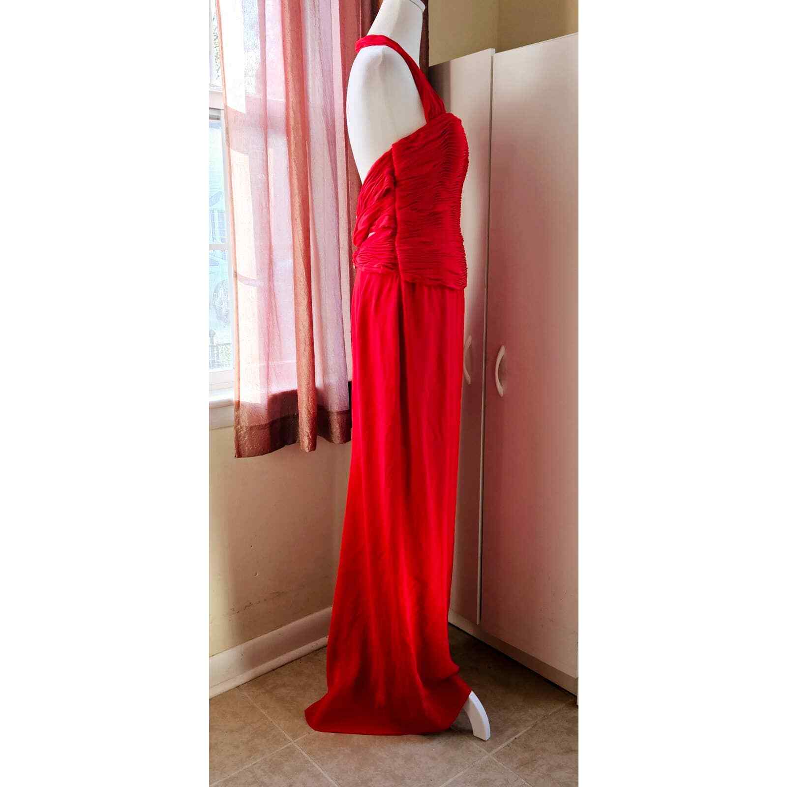 Size 10 Niteline Della Roufogali Red Halter Strap Ruched Bodice Elegant Formal