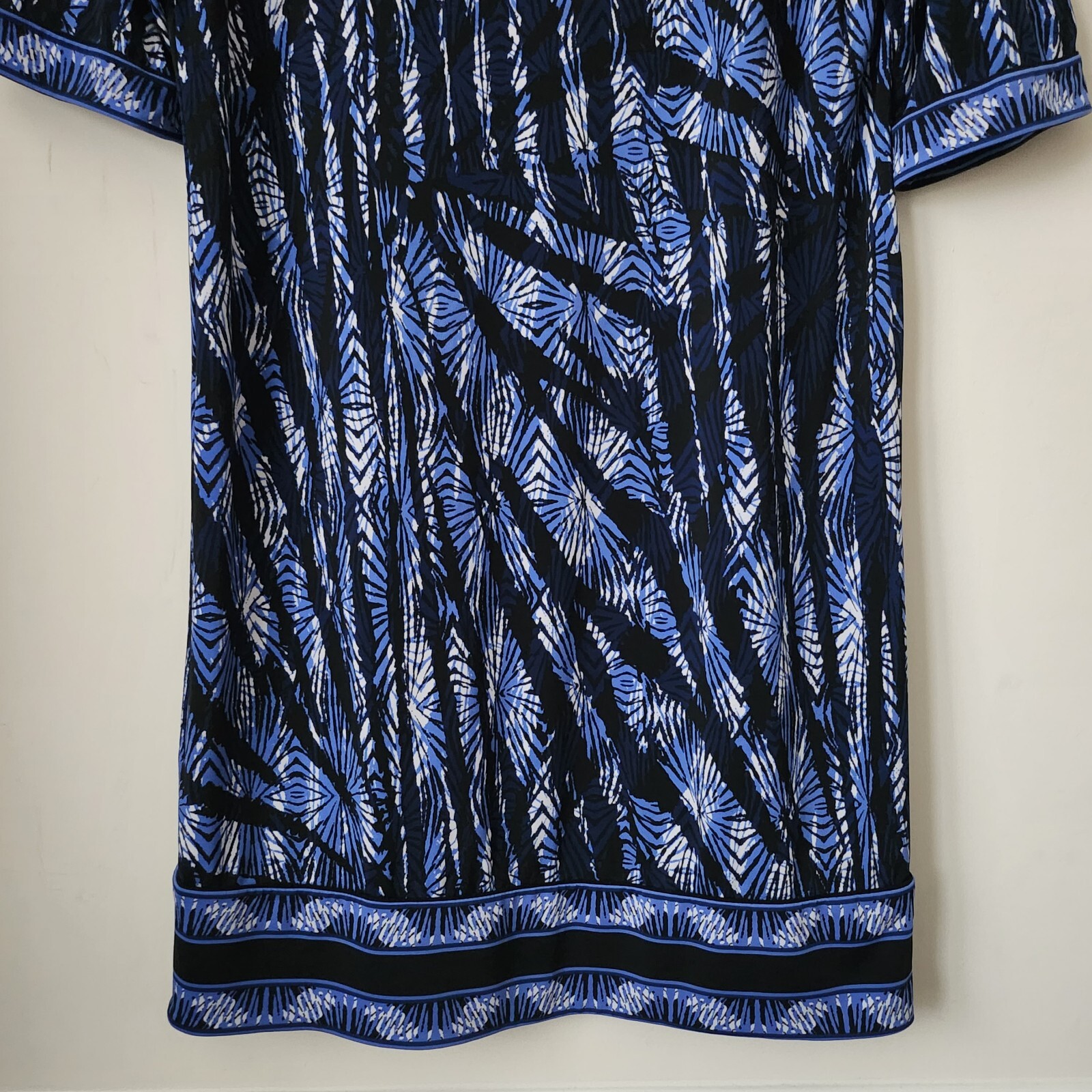 BCBG MAXMAZARIA ANIA Blue 95% Polyester 5% Spandex Dress S