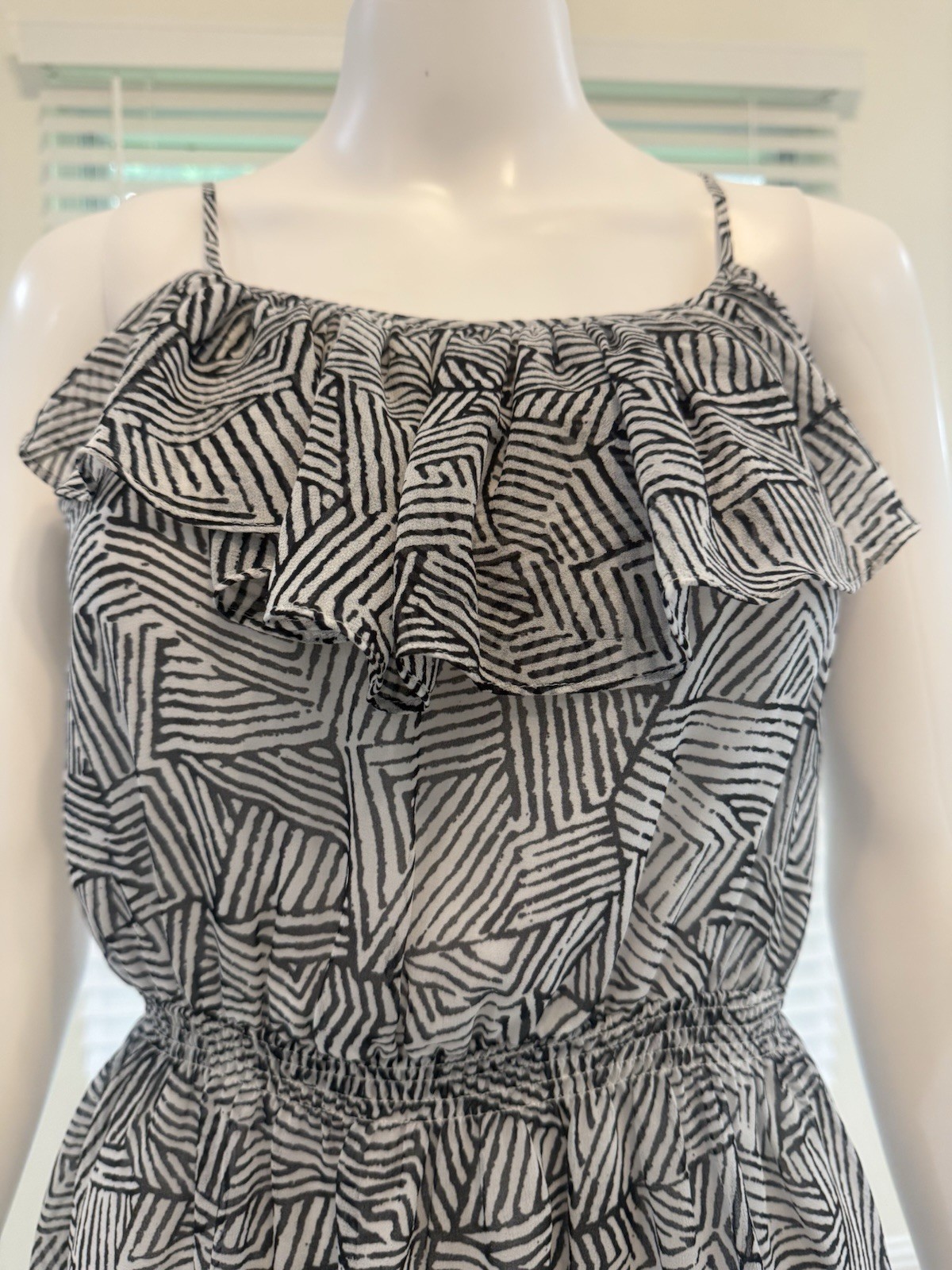 Moda International Geometric Print Ruffle Sundress in Black/White SizeXs