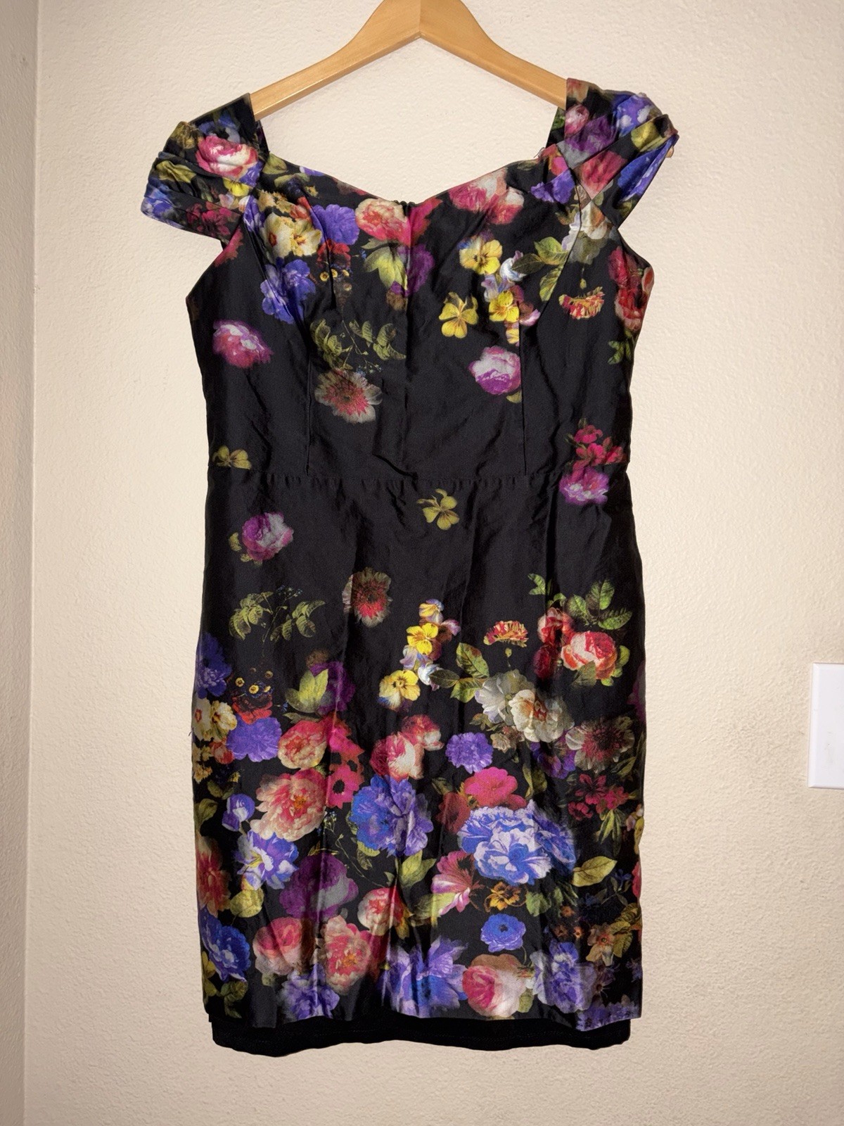 MILLY NY Satin Vibrant Watercolor Black Floral Dress Women’s Size 10 Sweatheart