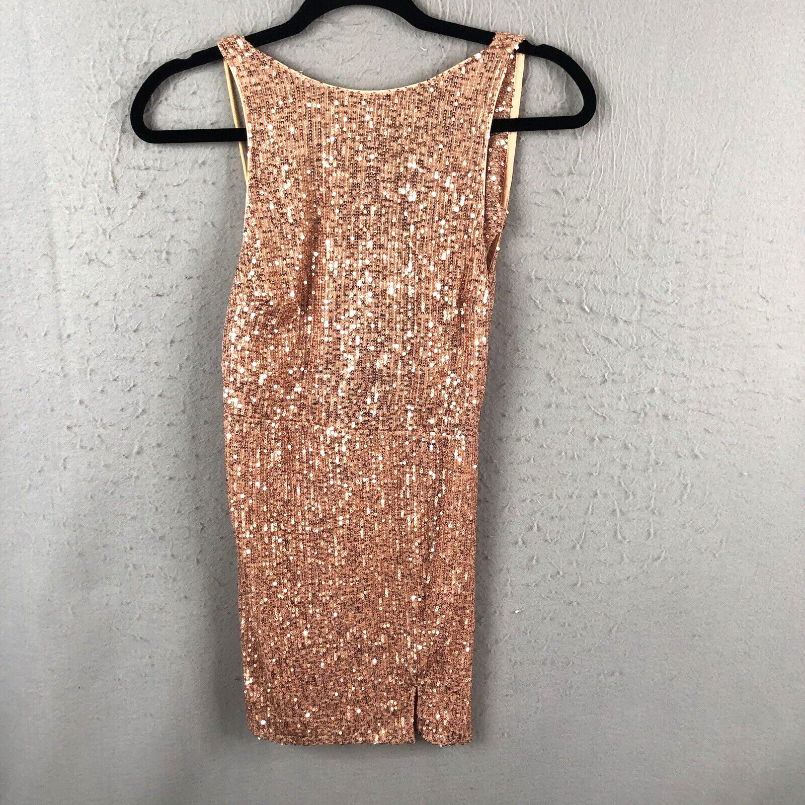 Hello Molly Mini Dress Womens 4 Pink Blush Sparkle Queen Sequin All Over NEW