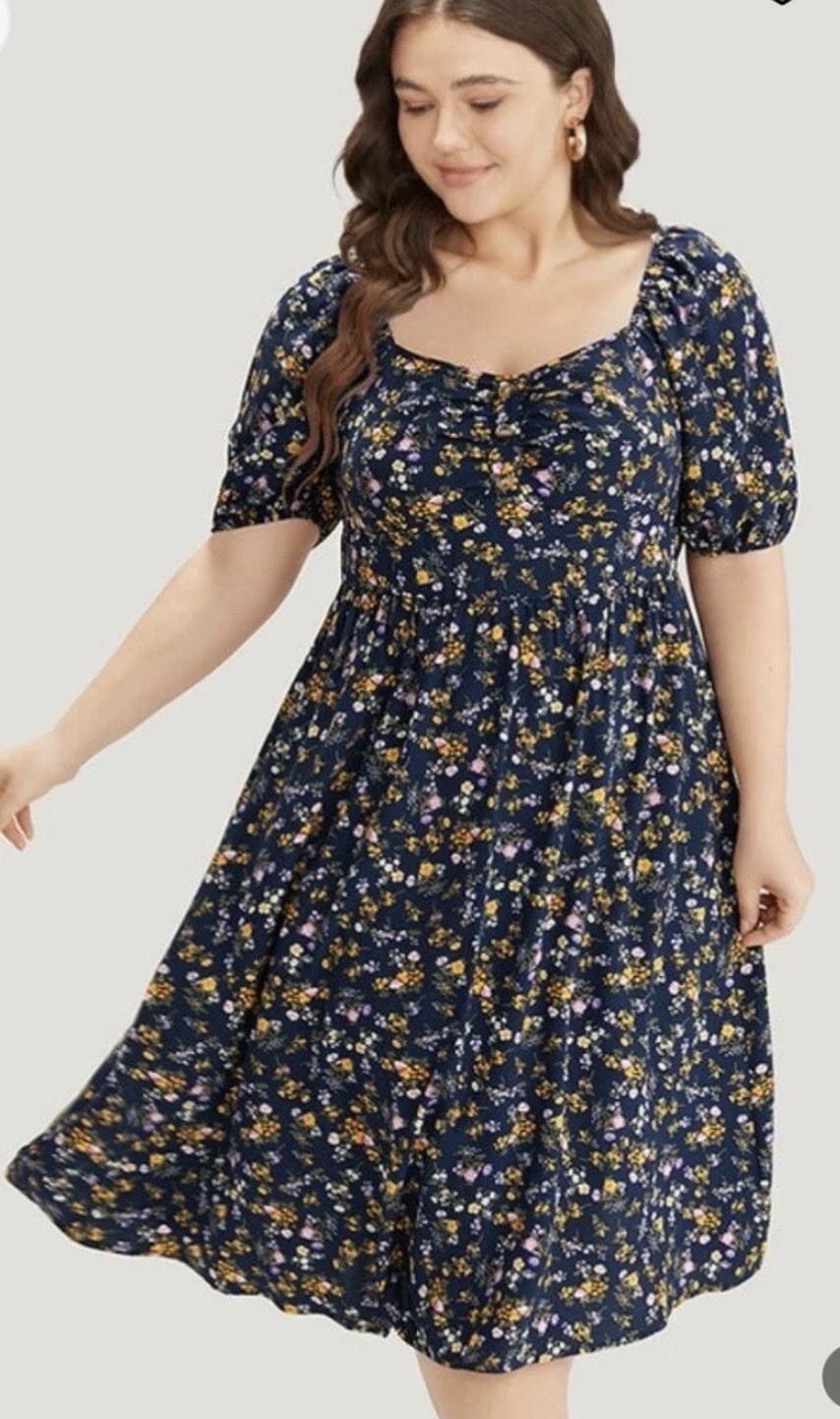 BloomChic Ditsy Floral Ruched Square Neck Puff Sleeve Dress Size 14-16