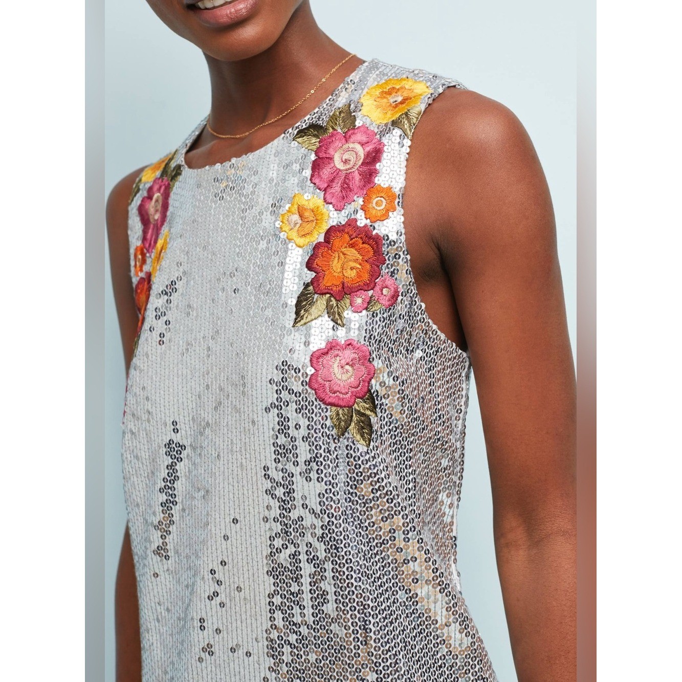 Anthropologie Varun Bahl Sequin Shift Dress in Silver. Size S