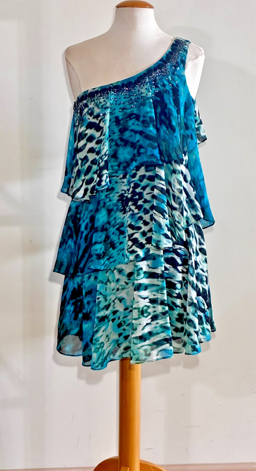 NWOT- One Shoulder Animal Print Tiered Mini Dress (Teal/Black/Ivory) – Size 8