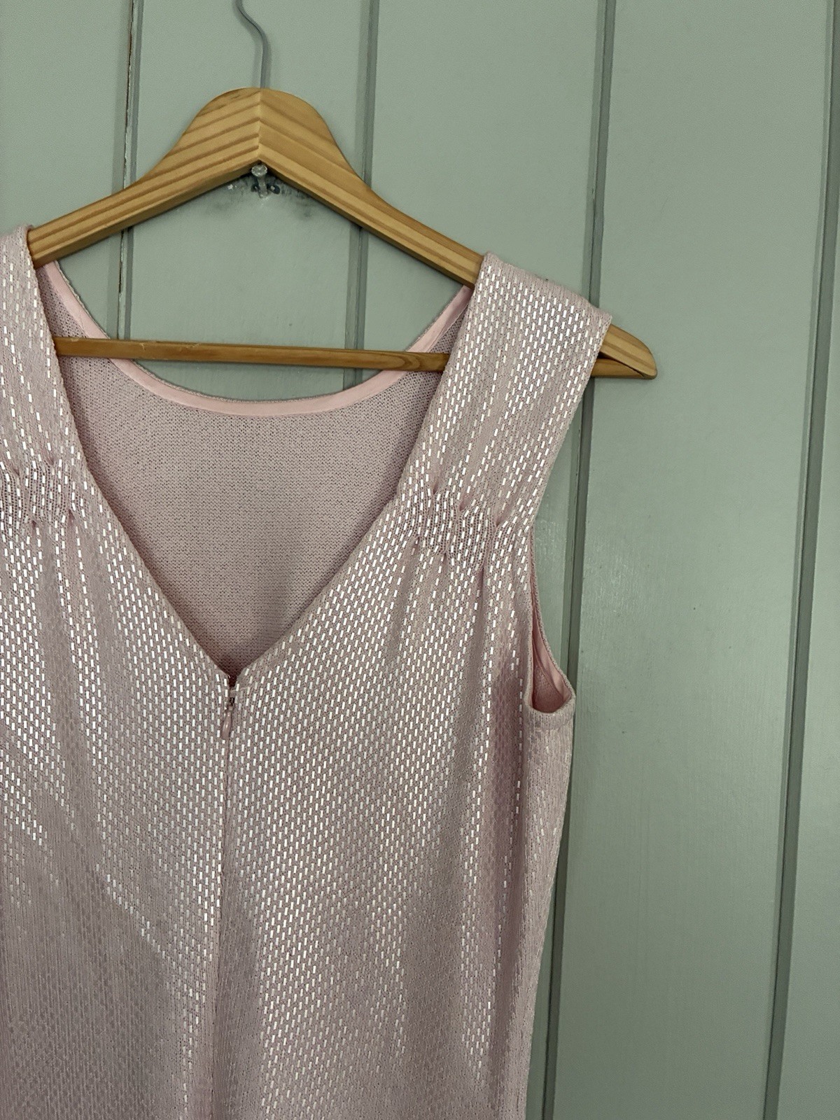 St. John Long Dress 8 Pink Paillete Formal Evening Gown Stretch Sleeveless