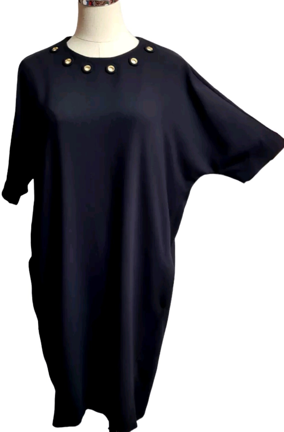 ESCADA Chic Loose-Fitting Wool Sheath Dress with Golden Decor/Black 36 /S/ M