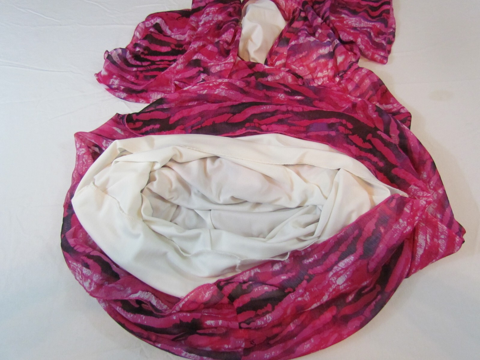 PINK ROSE PREMIUM QUALITY SIZE LARGE MADE IN U. S. A .WOMAN MAXI DRESS