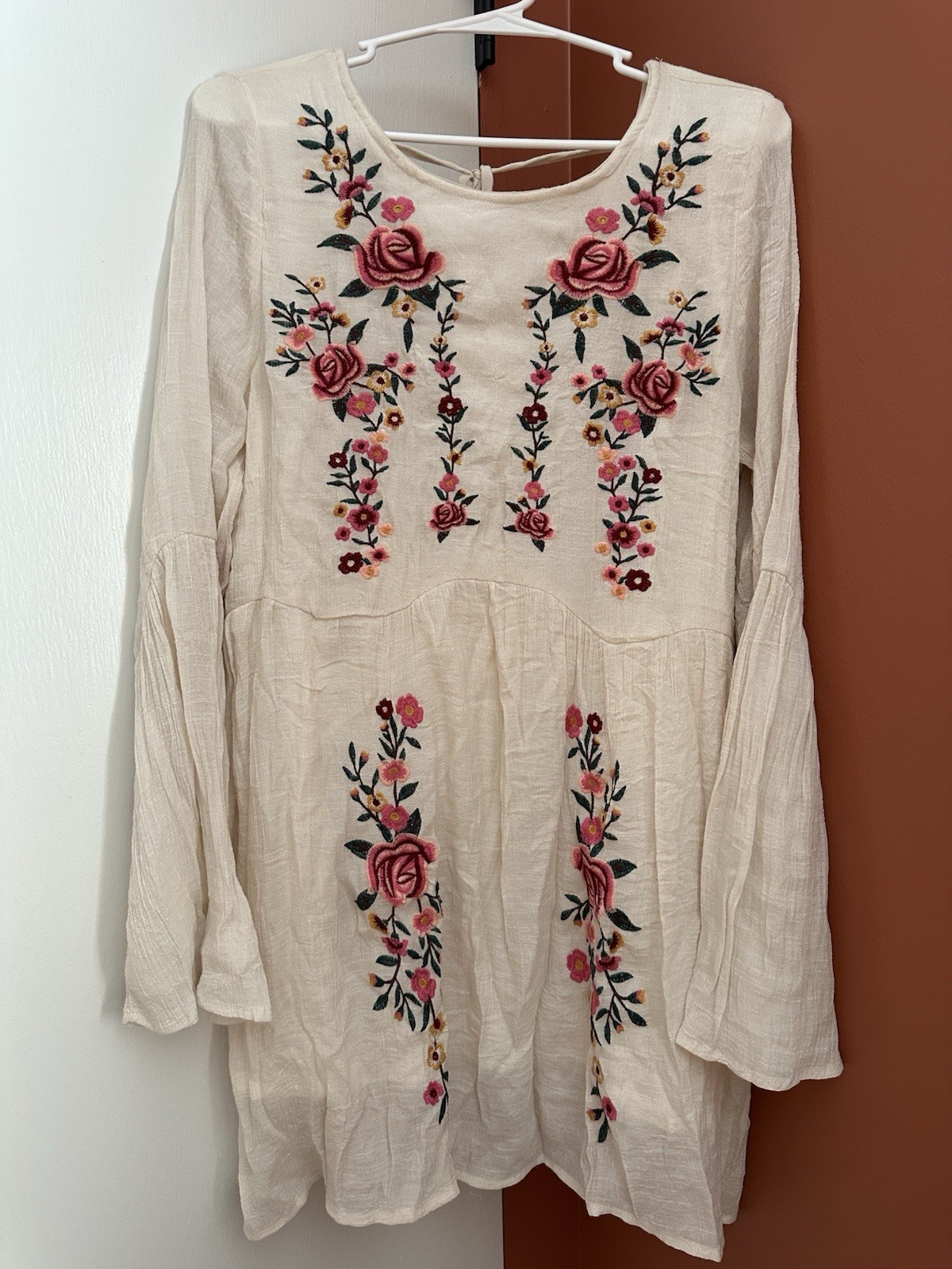 Umgee Boho Floral Embroidered Bell Sleeve Dress, size M