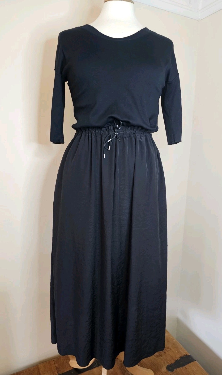 Marc Cain Black Sport Dress Size 12 N3 Excellent Condition *FREE POST*