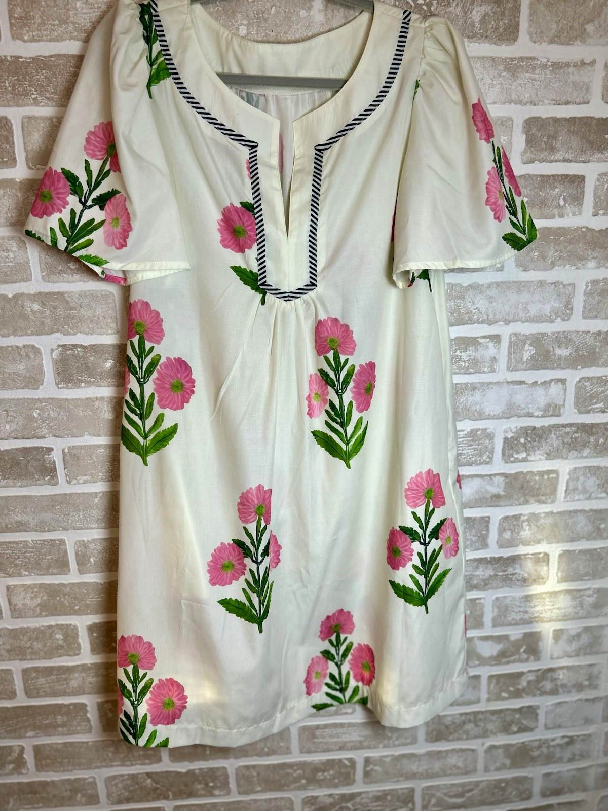 Ivory Pink Green Floral Shift Dress V-Neck Flutter Short Sleeve Cotton L