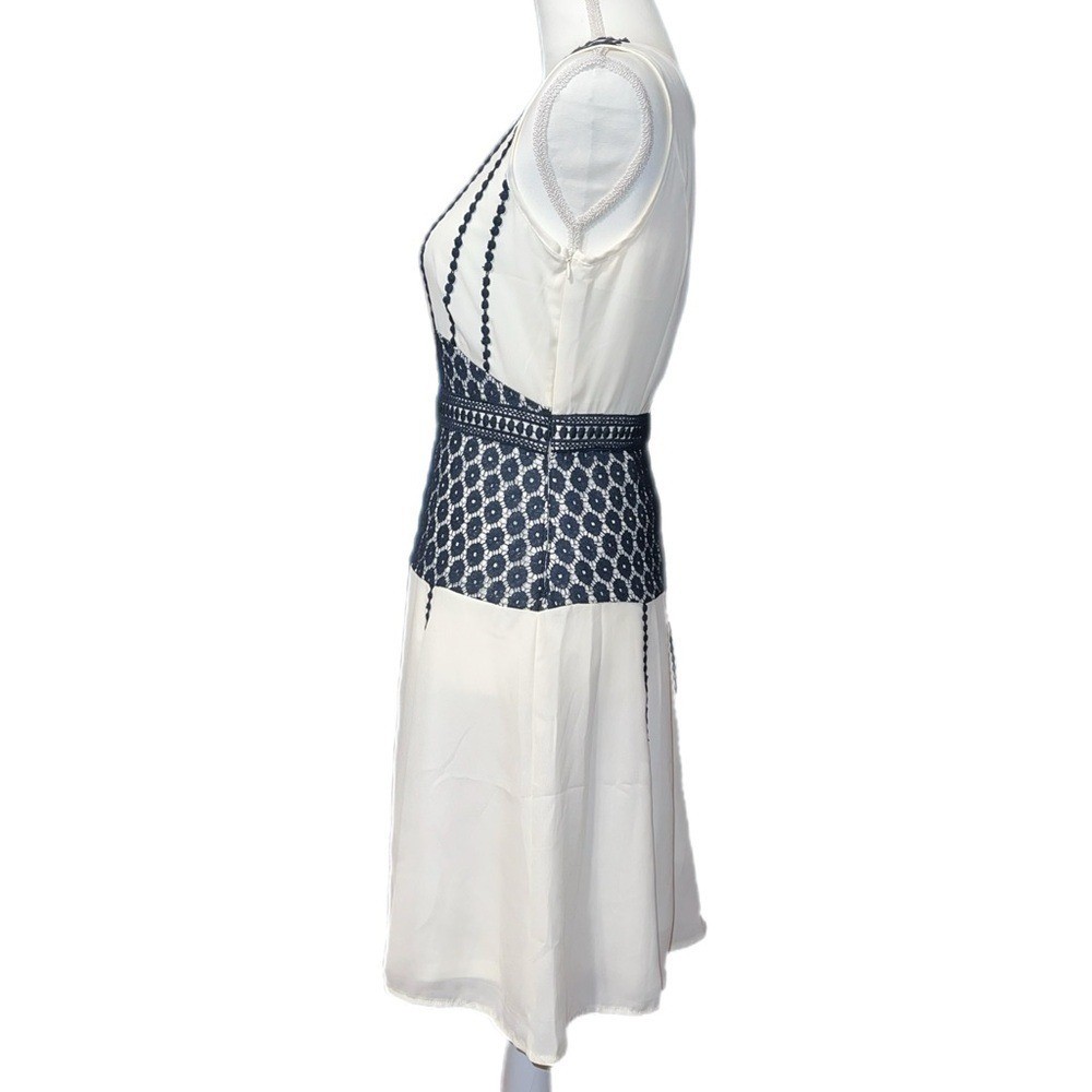Ryu – Sheer Crocheted Appliqué Party Dress – Size Small
