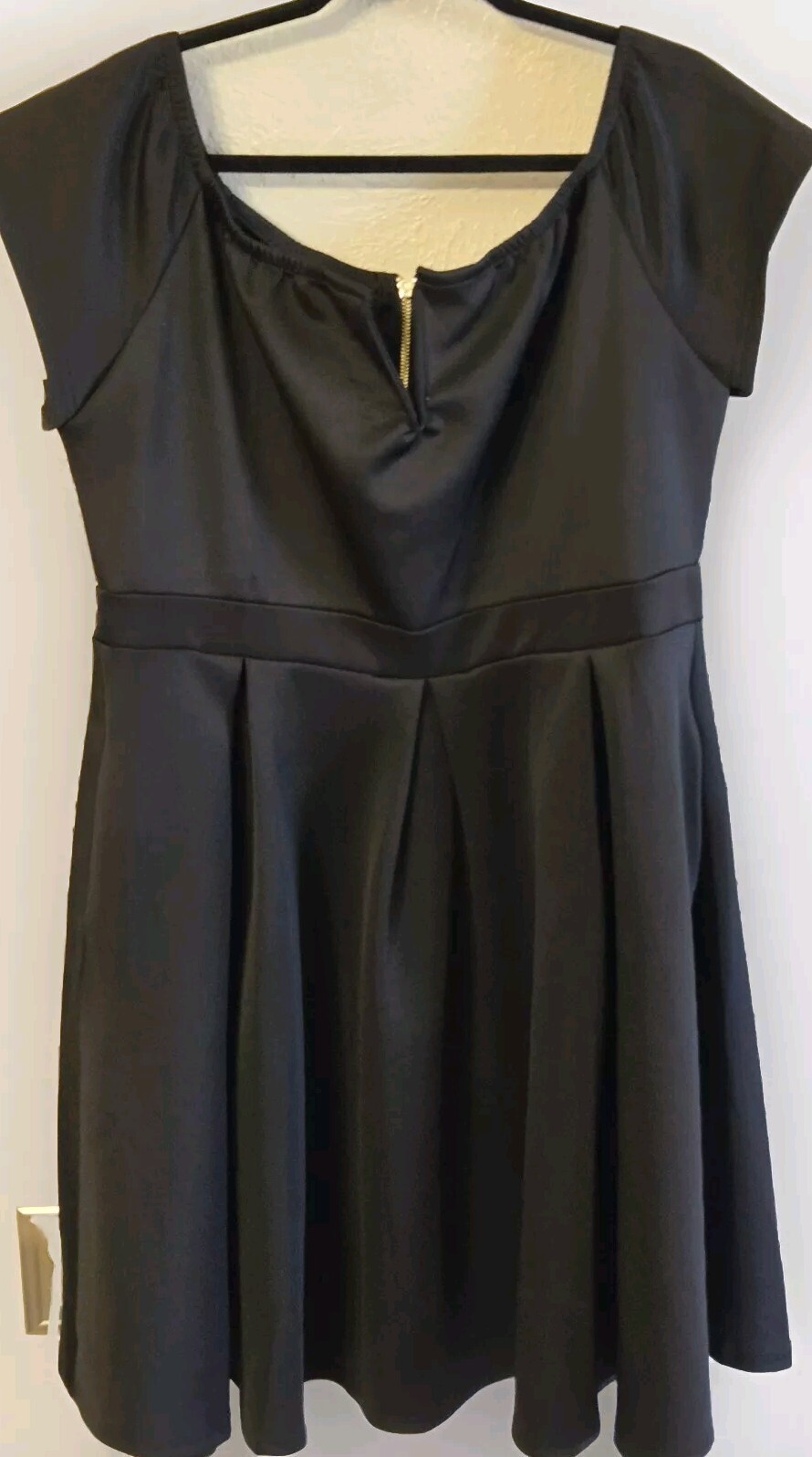 Dress Size 2XL Lalagen Womens Black Split Neck Cap Sleeve Pleated Fit And Flare