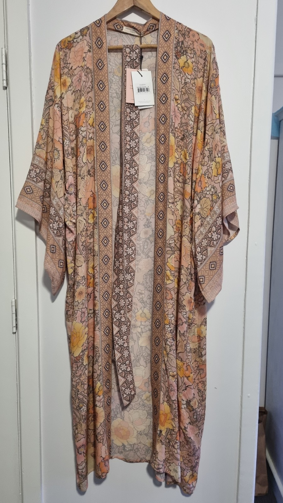 🦋Spell And The Gypsy Amethyst S/M Kimono Robe with Sash Blush Amber BNWT