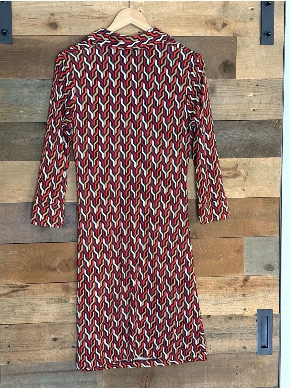 Diane von Furstenberg 100% Silk Jersey Ruched V Neck Dress M