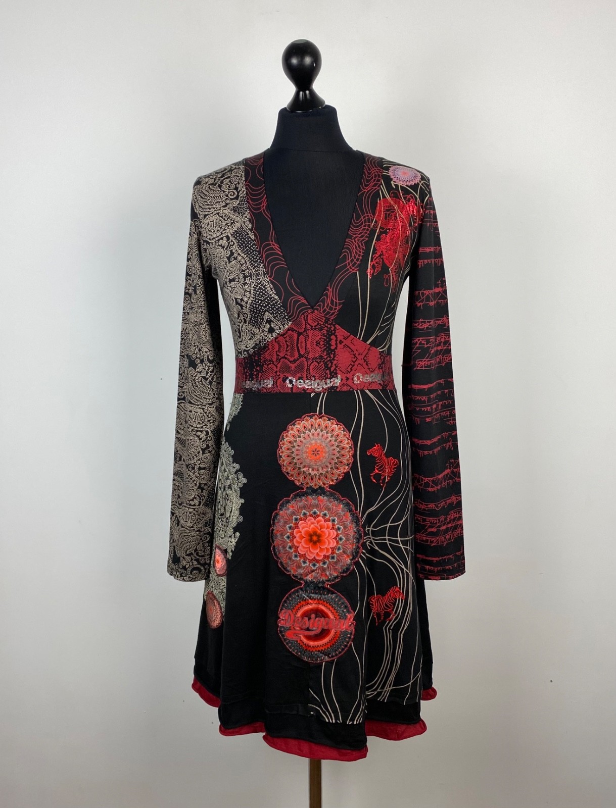 DESIGUAL women’s dress 60% cotton 40% viscose Size M