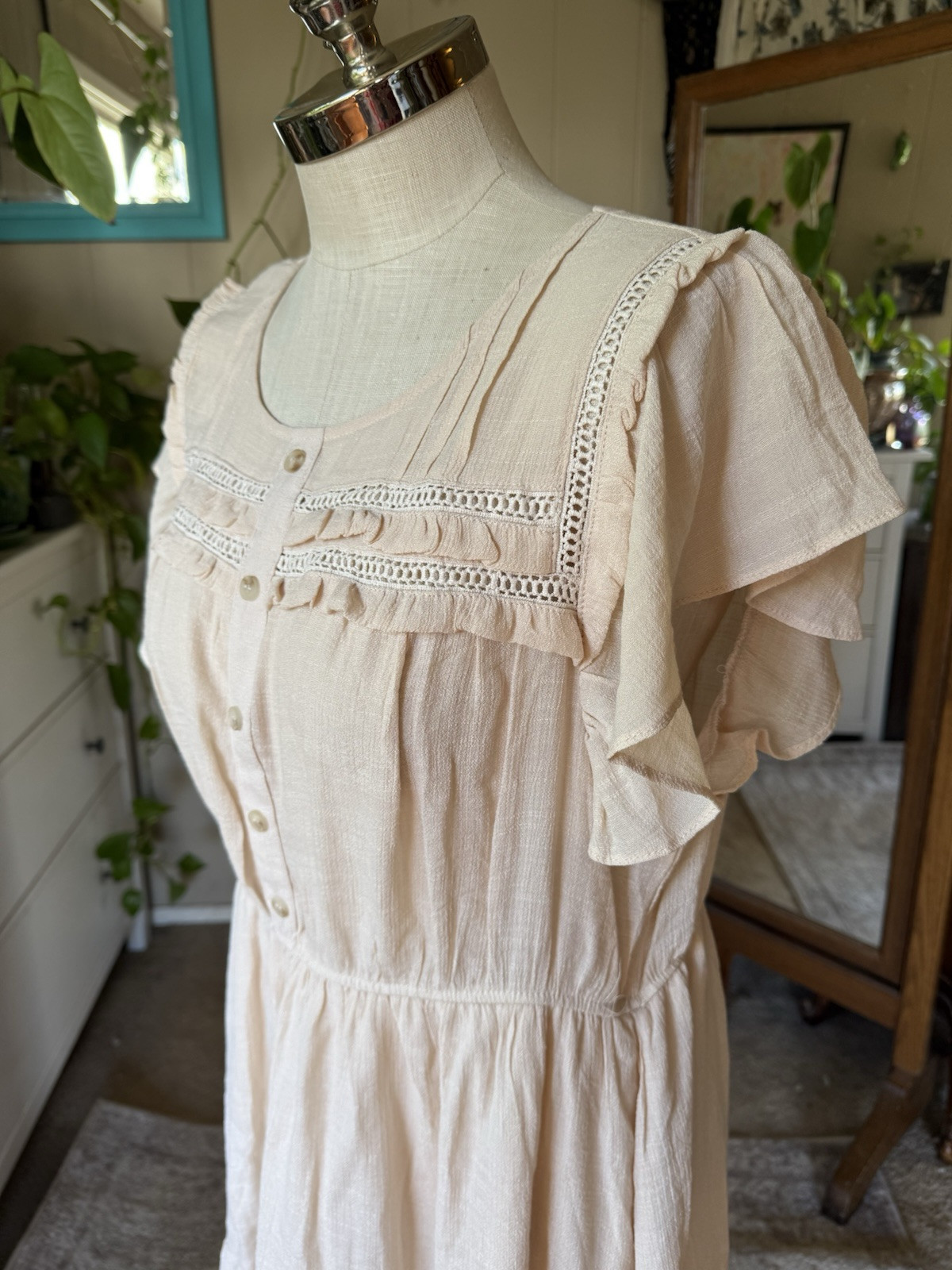 Perch by BLU PEPPER Elegant Cream colored Dress, size 1XL