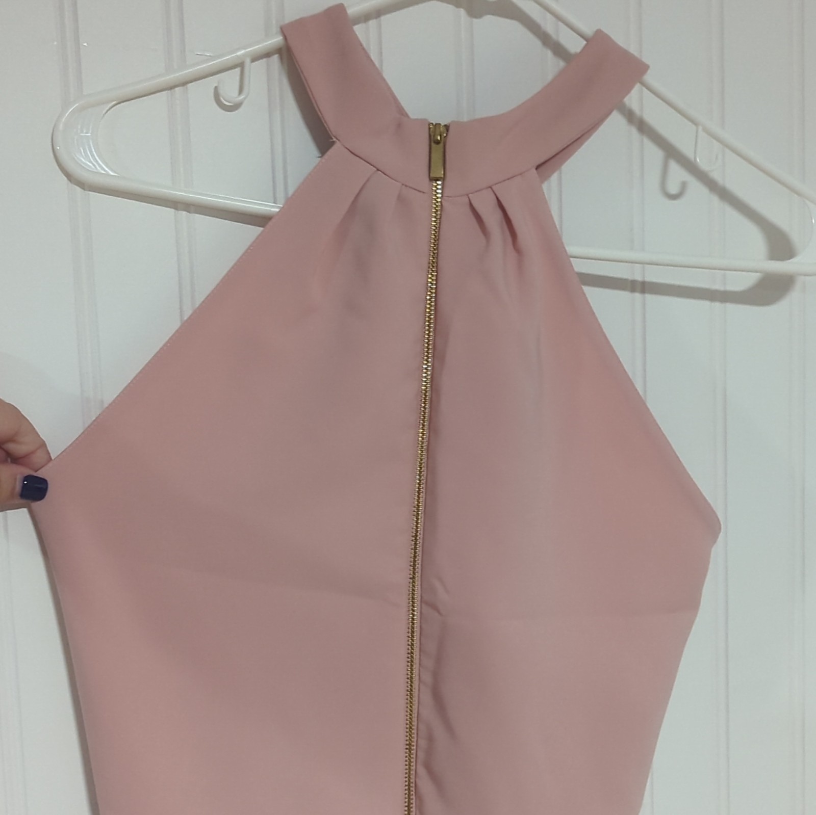 Just Taylor Women’s Size 6 Pink Solid Halter Sheath Dress Keyhole Back Zip Knee