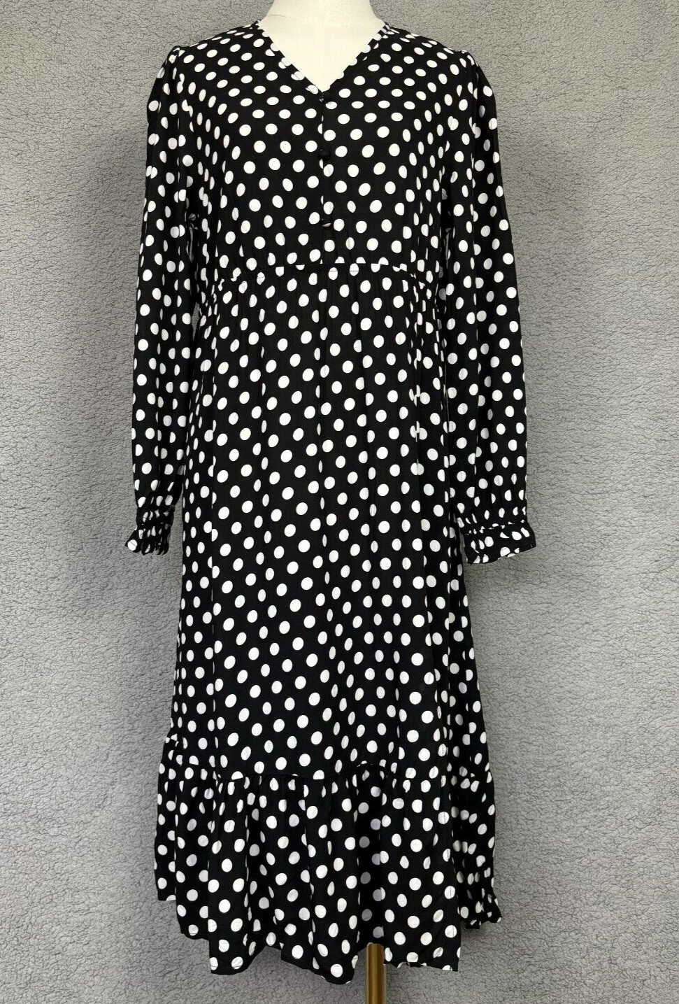 Lilbetter womens casual long sleeve Midi dress Black/White polka dots Medium NWT