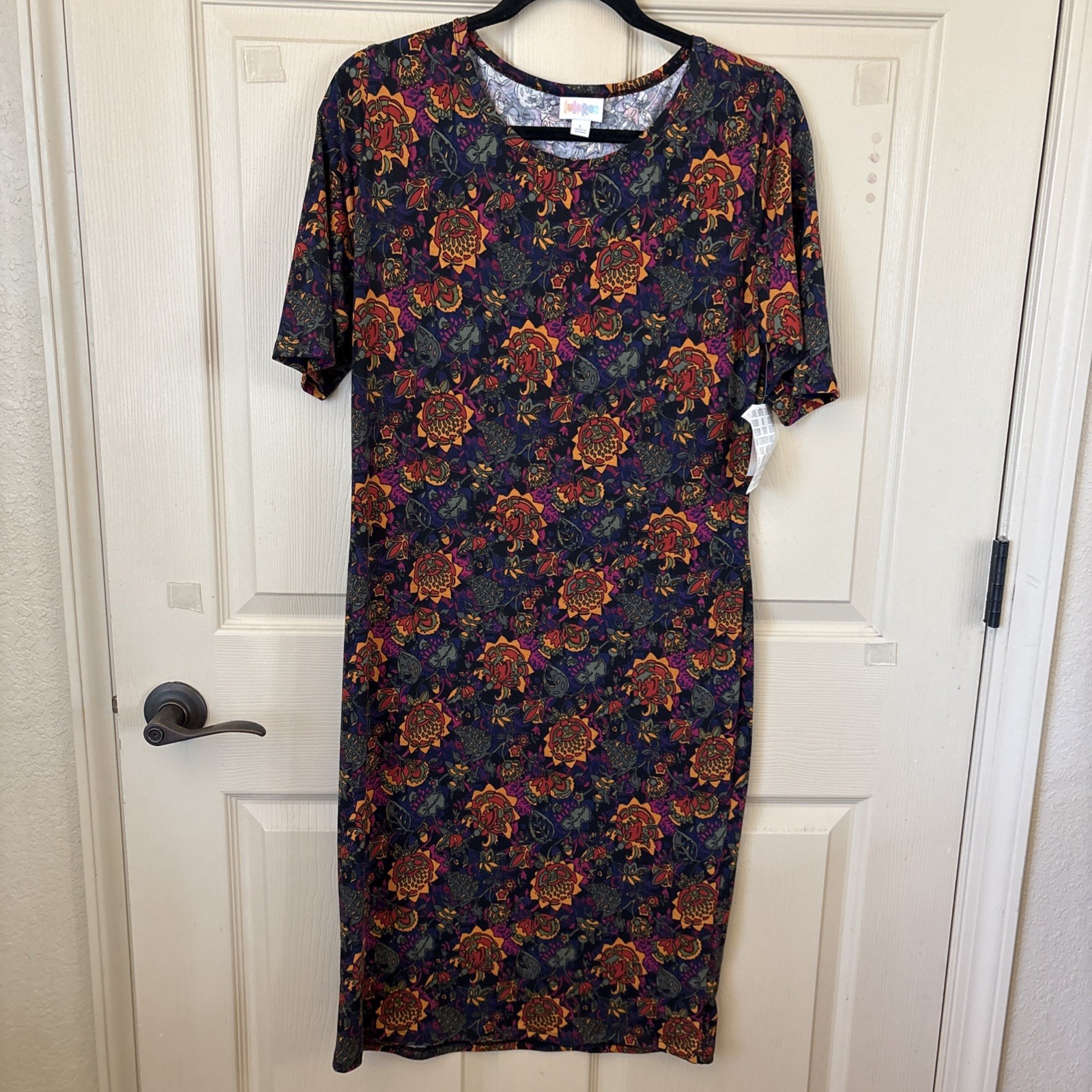 New! LULAROE Julia Women’s DRESS Size Large Short Sleeve Knee Length #1205