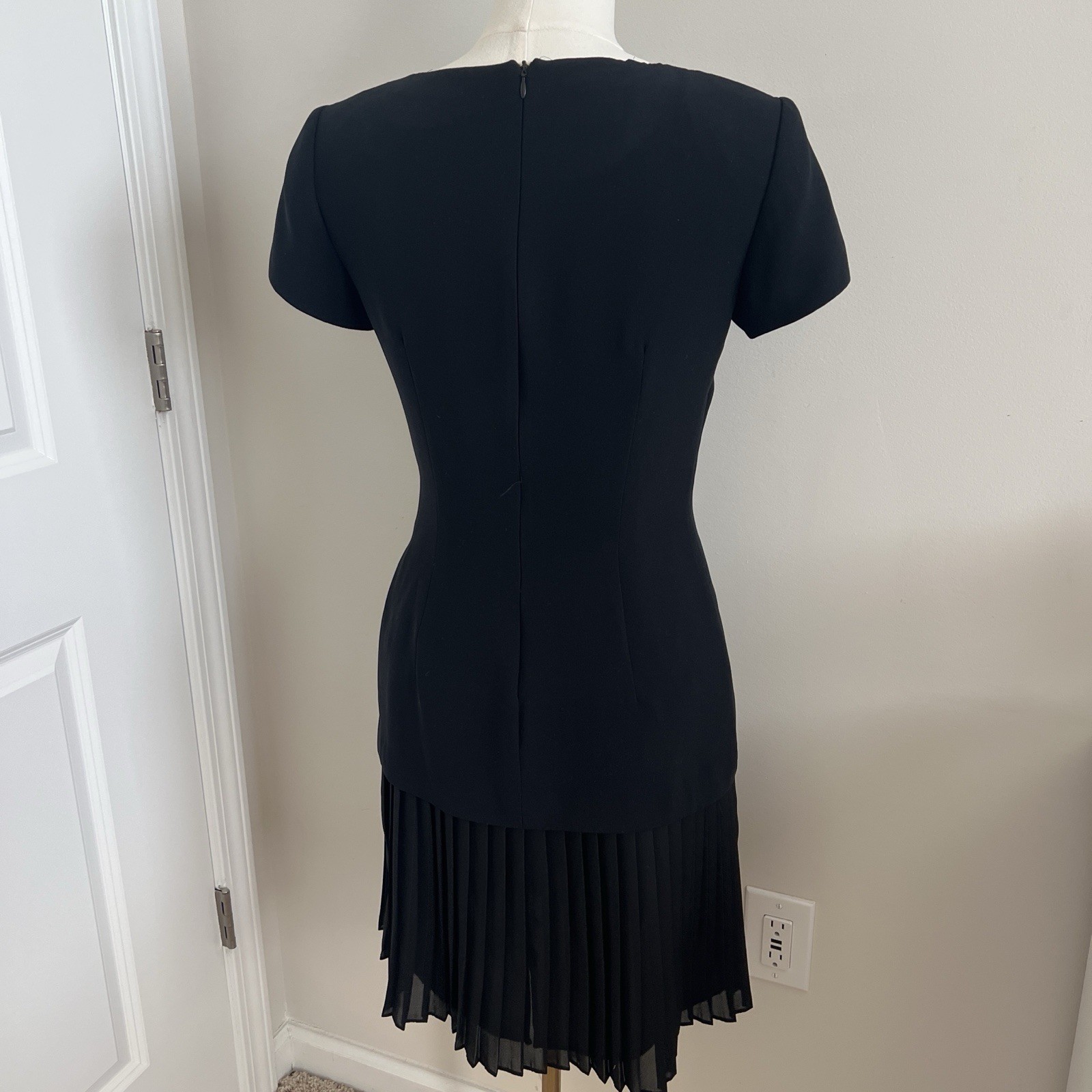Black y2k pleated dress, size 2 from YL by Yair