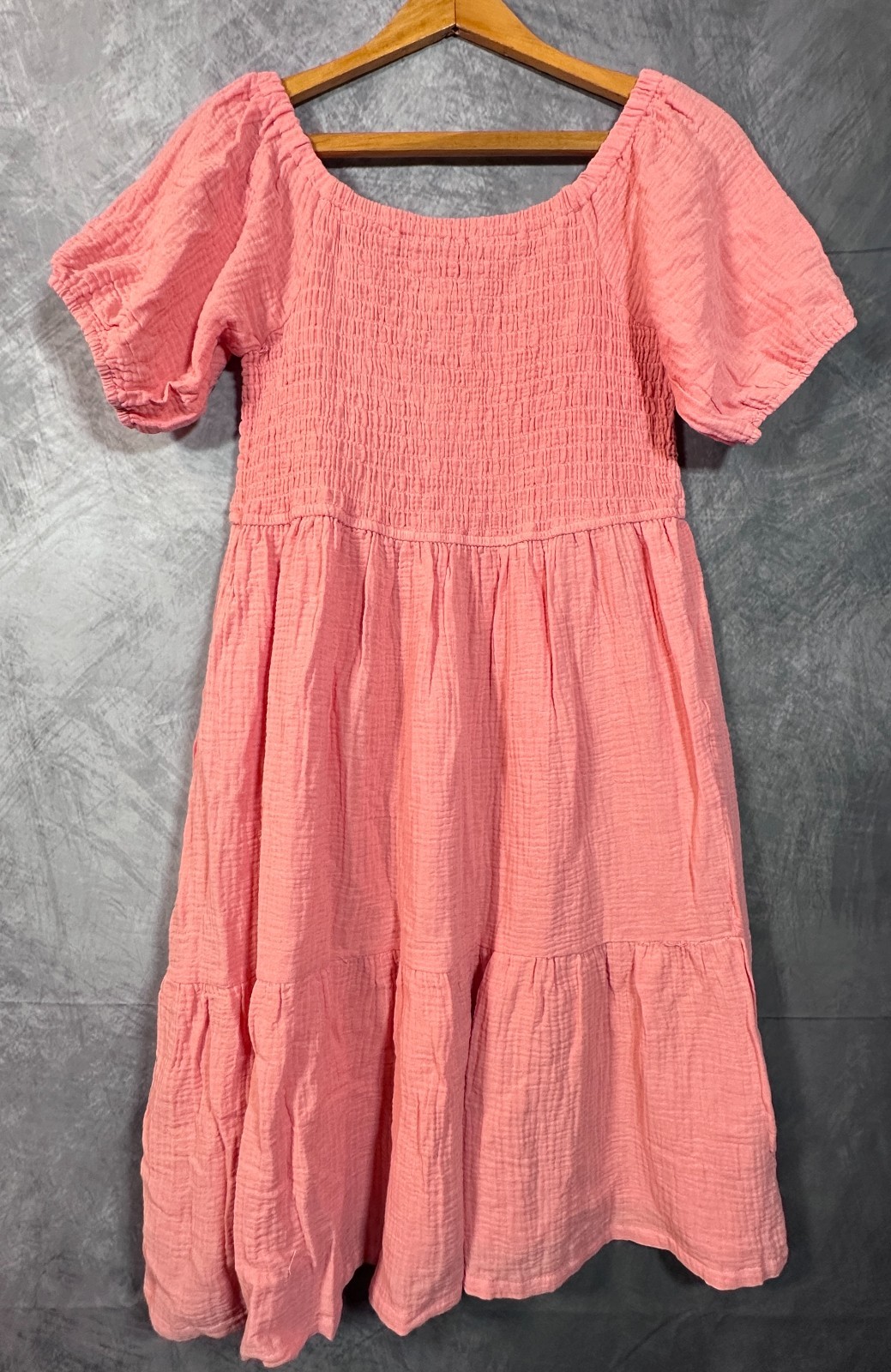 New York & Company Midi Dress Women’s M Pink Smocked Bodice Tiered Puff Sleeve