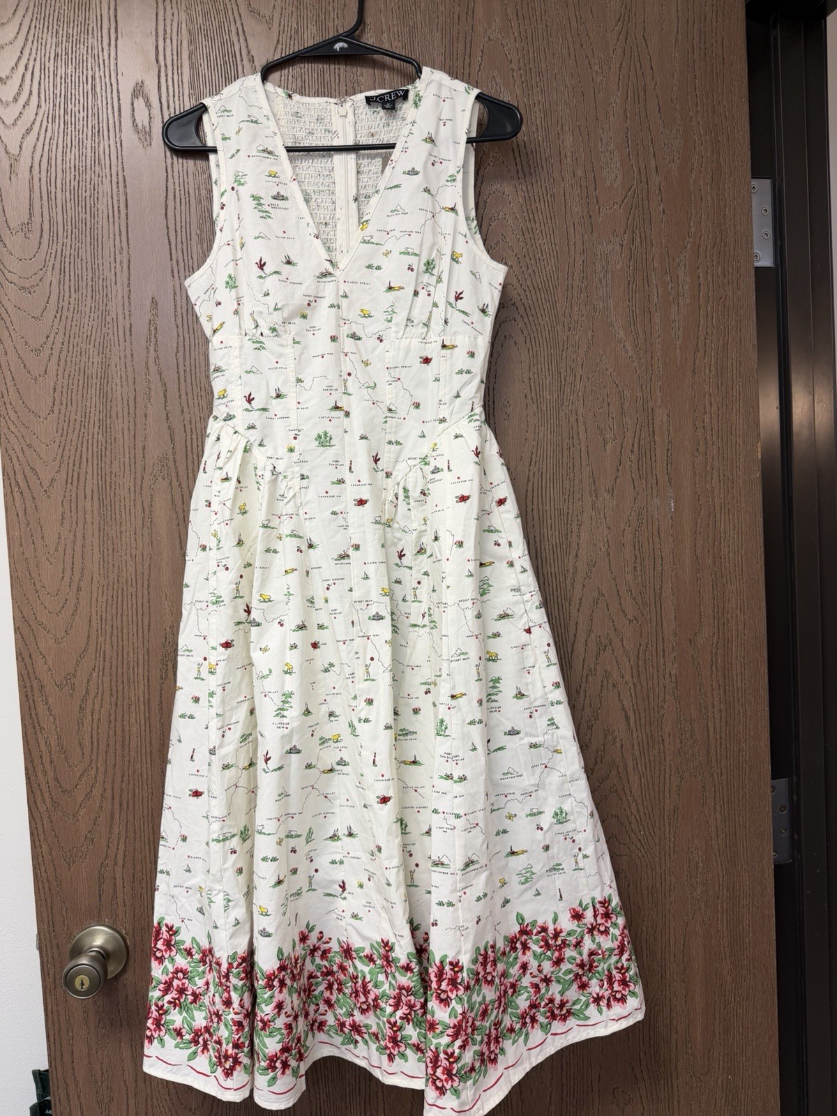 J CREW SIZE 2P V-neck dress in Map Print CT664