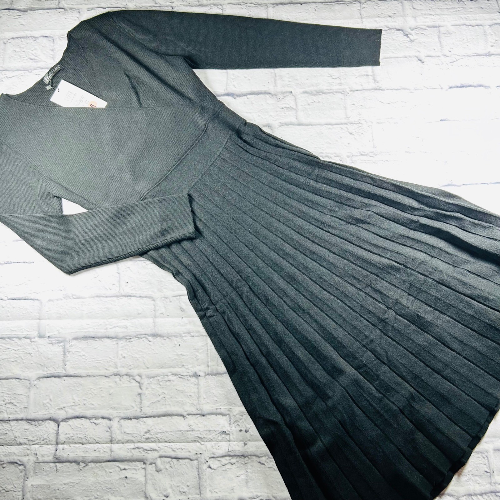 PrettyGuide Womens Black Wrap V-Neck Pleated Knit Midi Sweater Dress Medium NWT