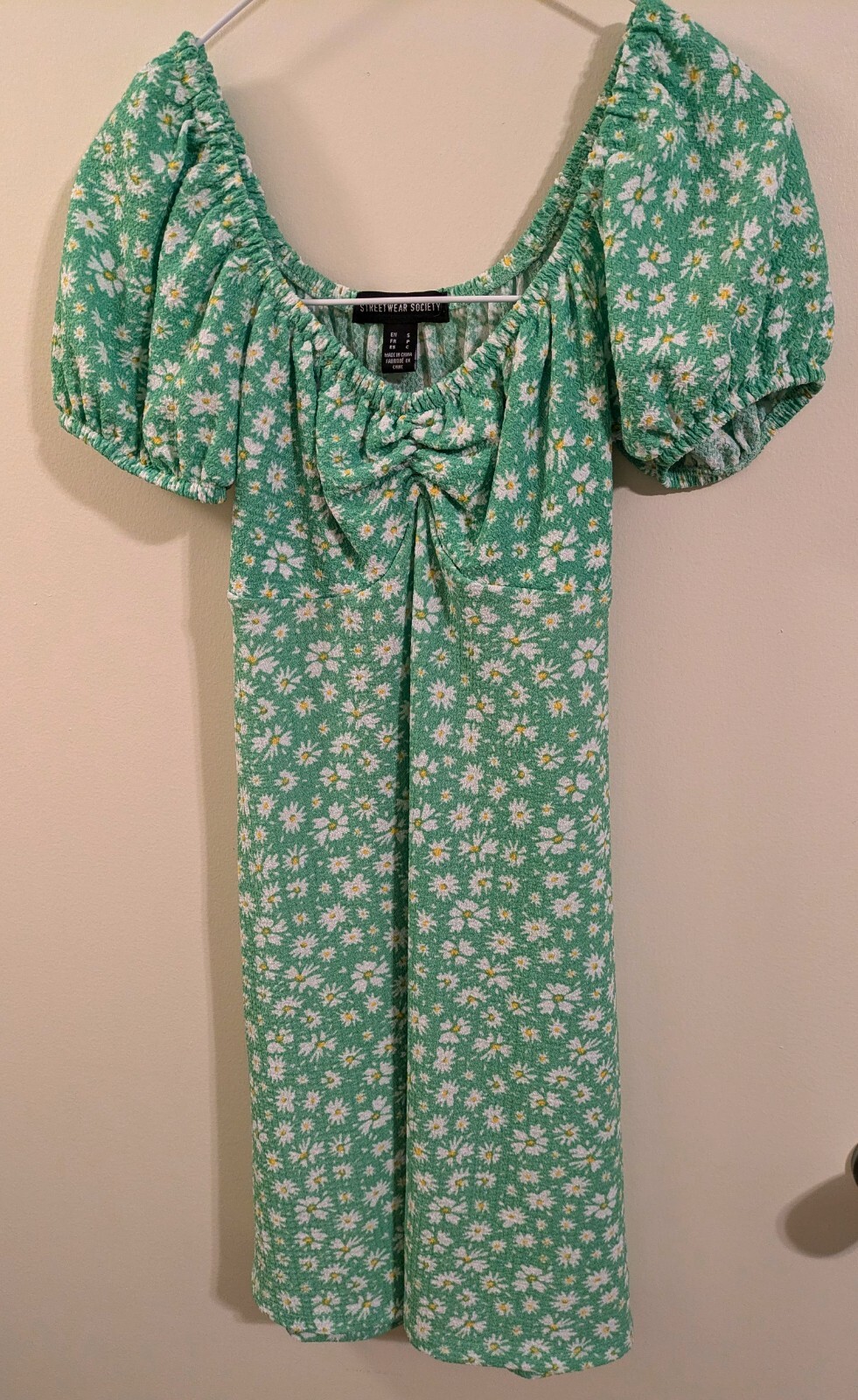 Green white yellow floral print tropical dress S puff sleeve sweetheart neckline