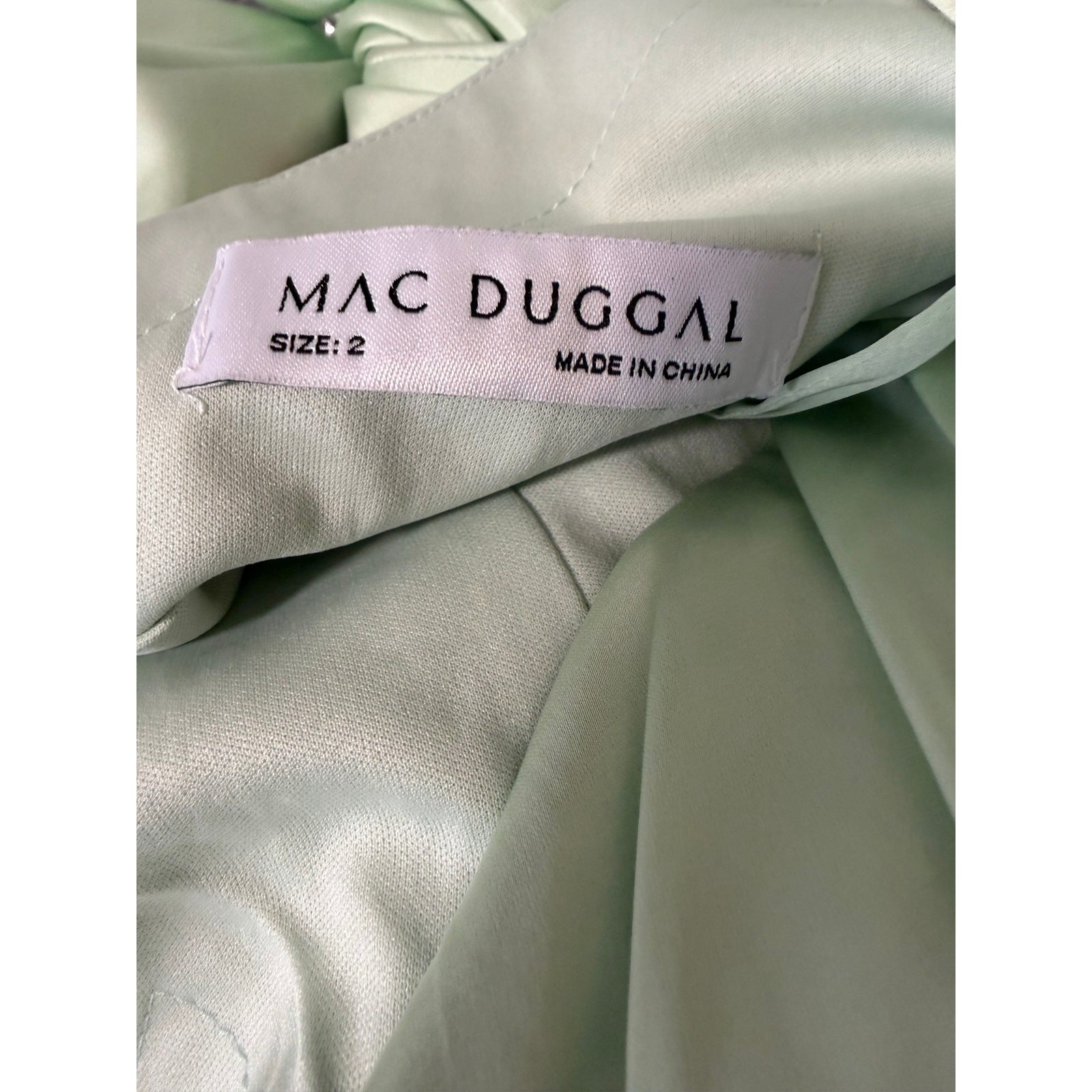 Mac Duggal Green Satin Ruffled Sleevless Prom Maxi Gown Dress Size 2 67815 NEW