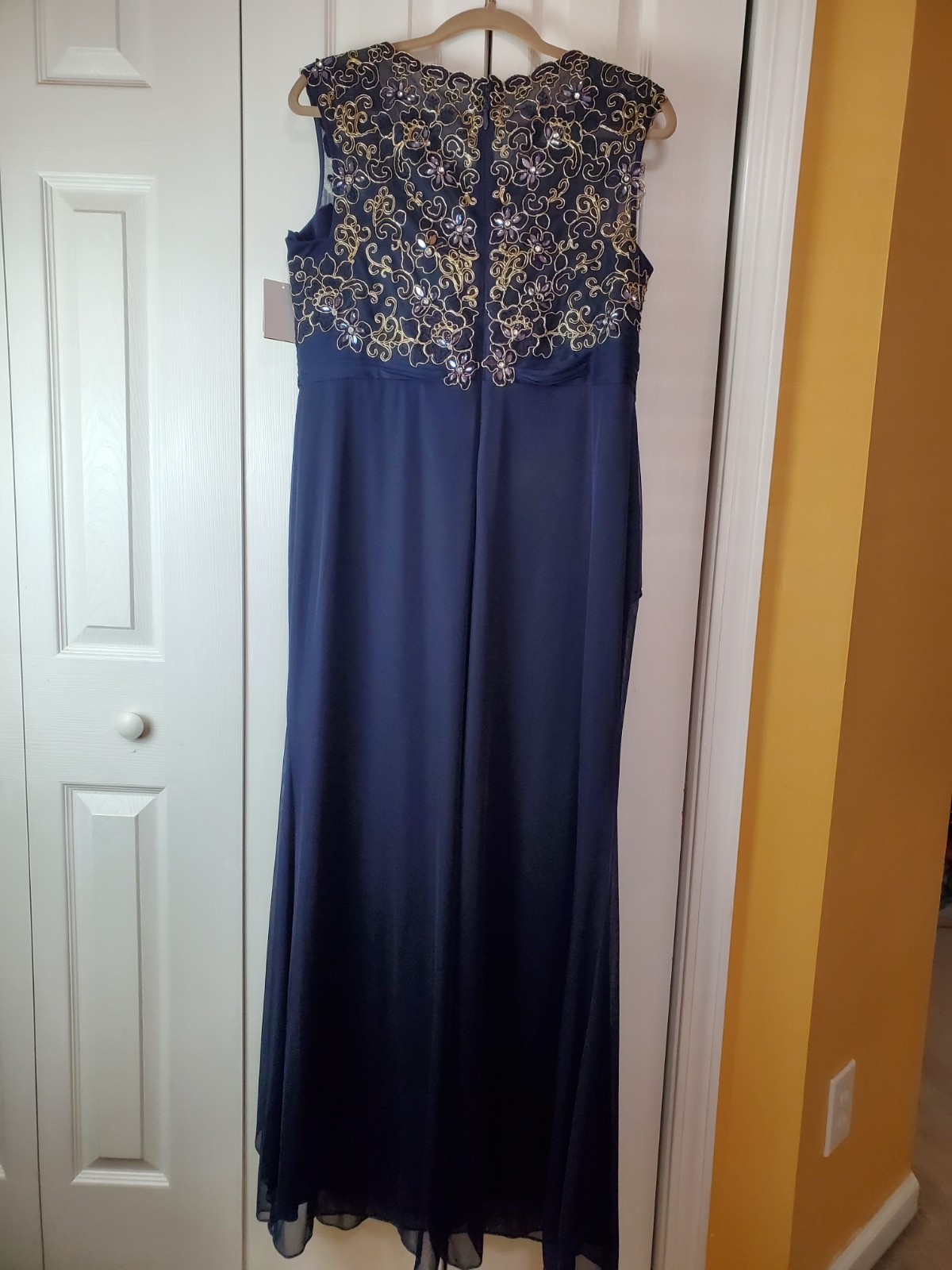 Decode 1.8 Formal Maxi Gown Dress Navy Size 16W Cap Sleeves Embroidered Top Mesh