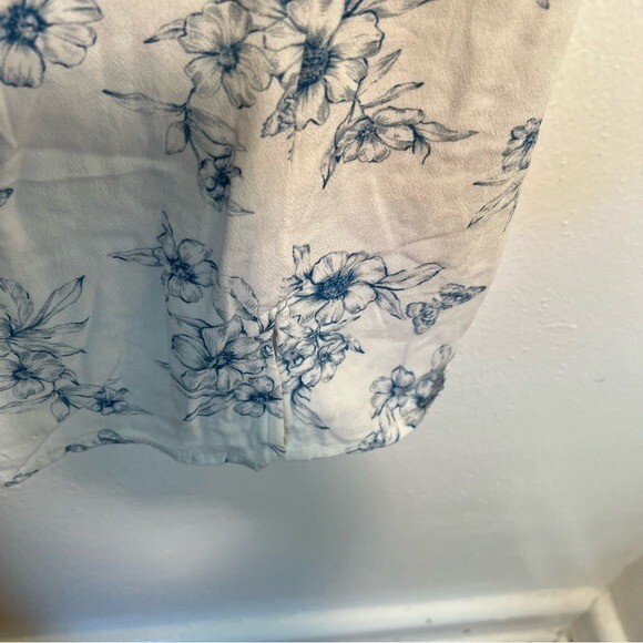 Lottie Moss Women’s Size Medium Mini Dress White Blue Floral Print Puff Sleeve