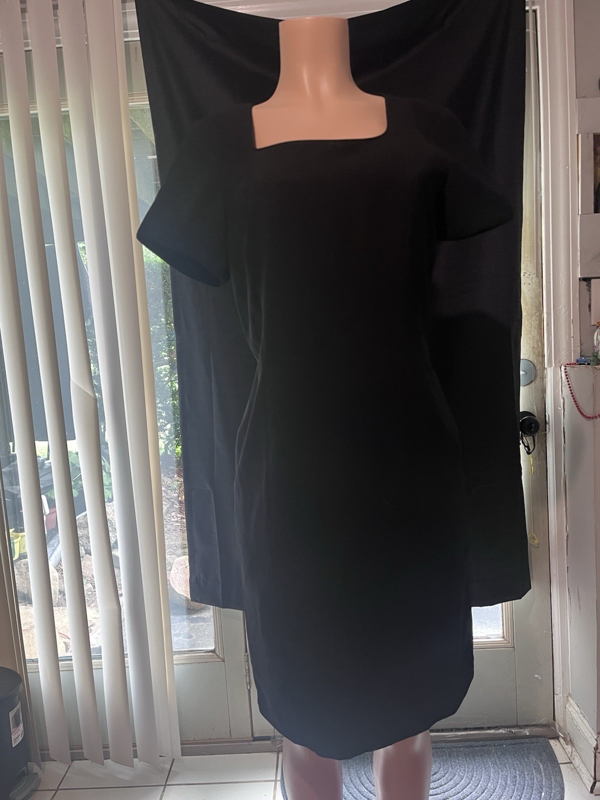 Worthington Black Square Neck Flutter Sleeve Sheath Dress Knee Length 10
