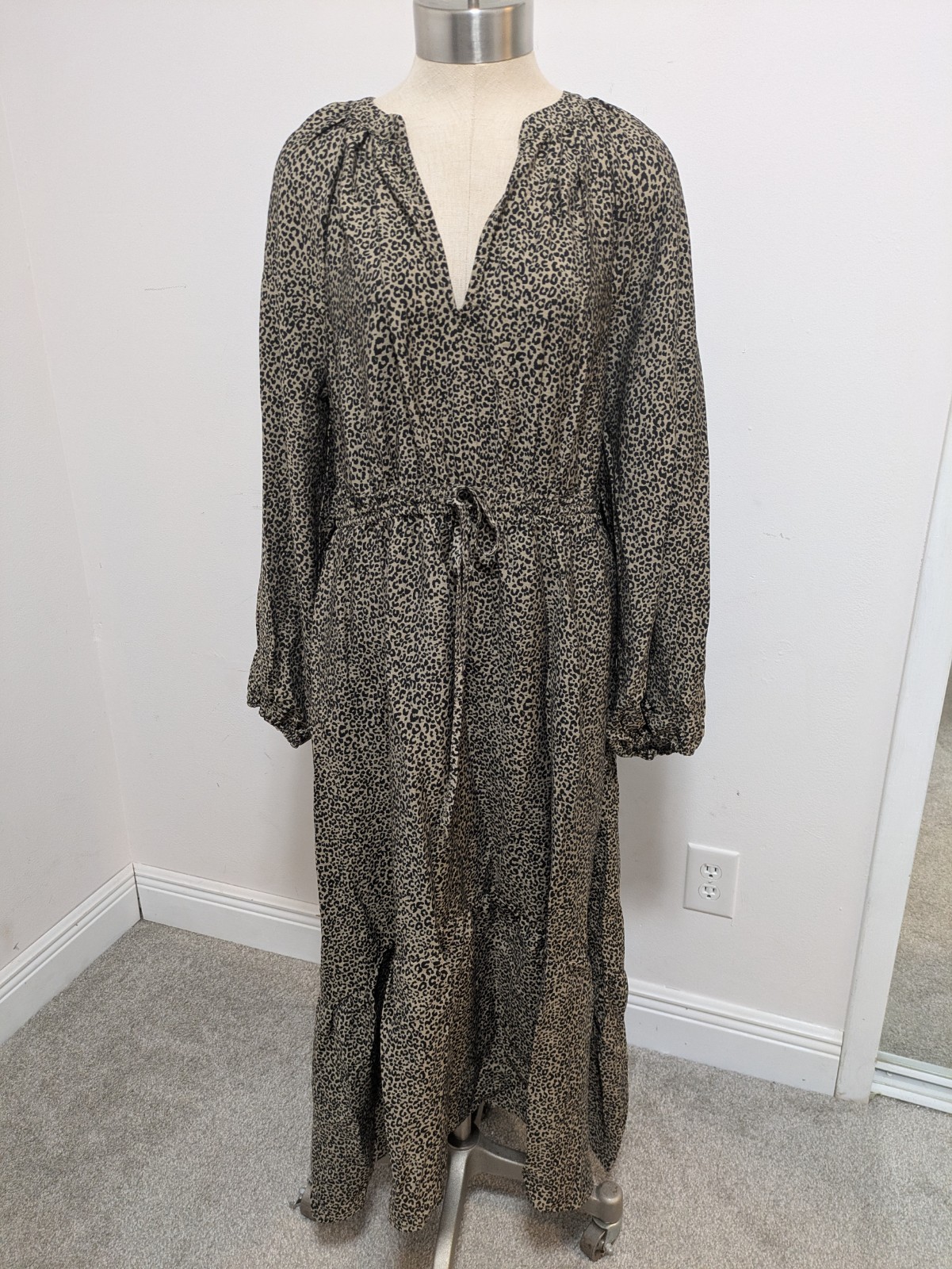 A New Day Womens Leopard Animal Print Long Sleeve Tiered Maxi Dress Sz M Boho