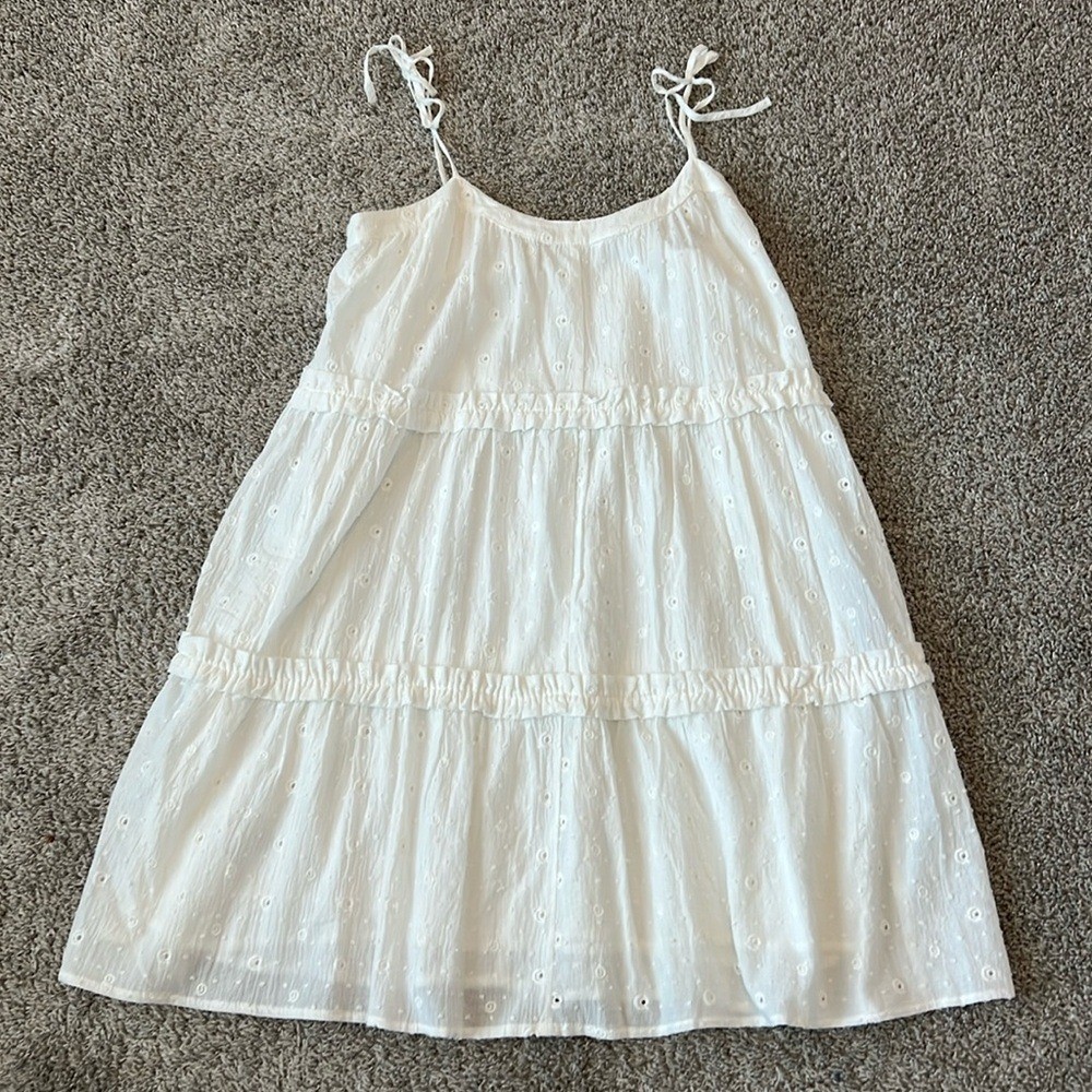 EUC Woman’s Loft White Clip Bow Strap Ruffle Swing Dress Small 4 6 Eyelet Flowy