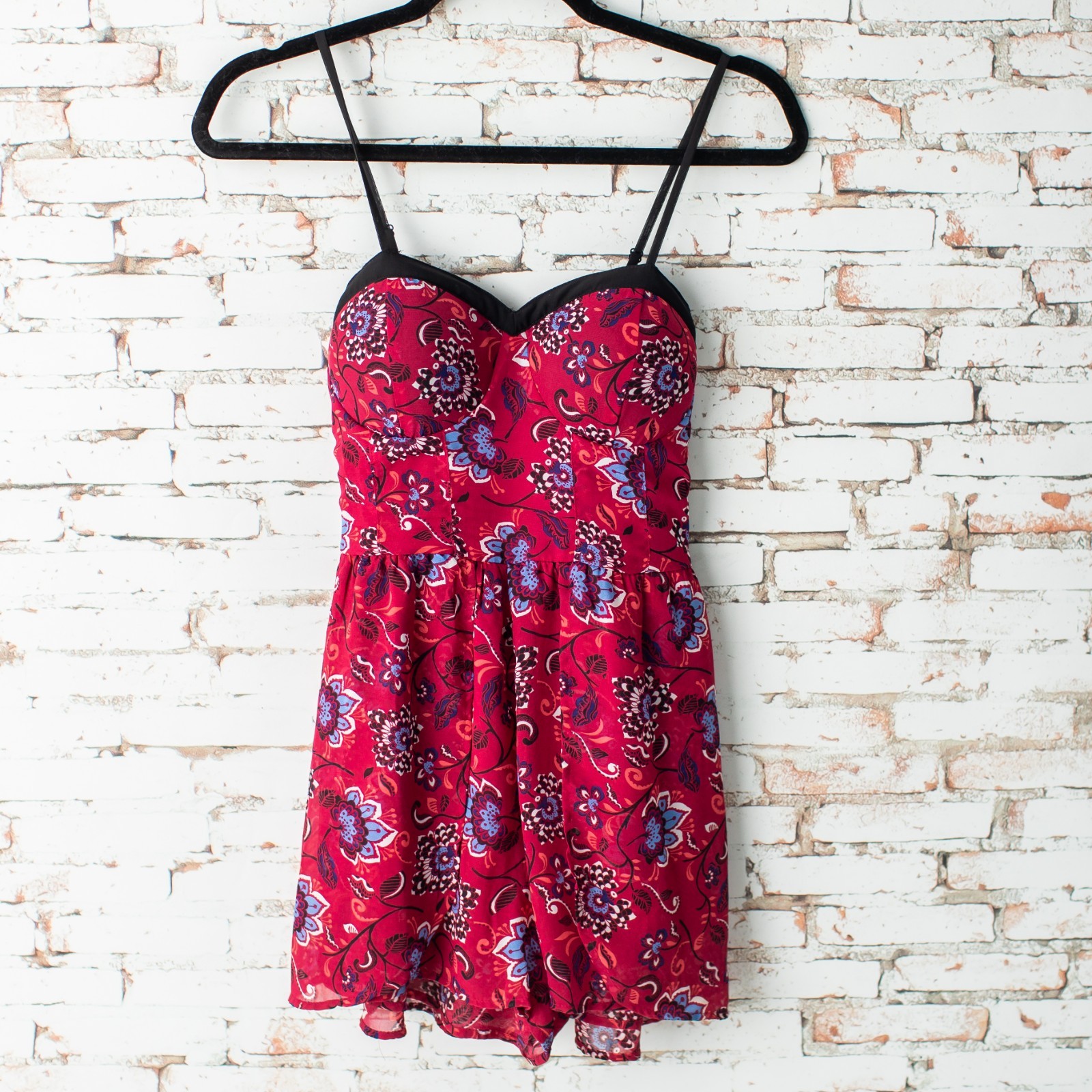 NEW Xhilaration Floral Babydoll Shorts Romper Dress Women’s XS Sleeveless Maroon